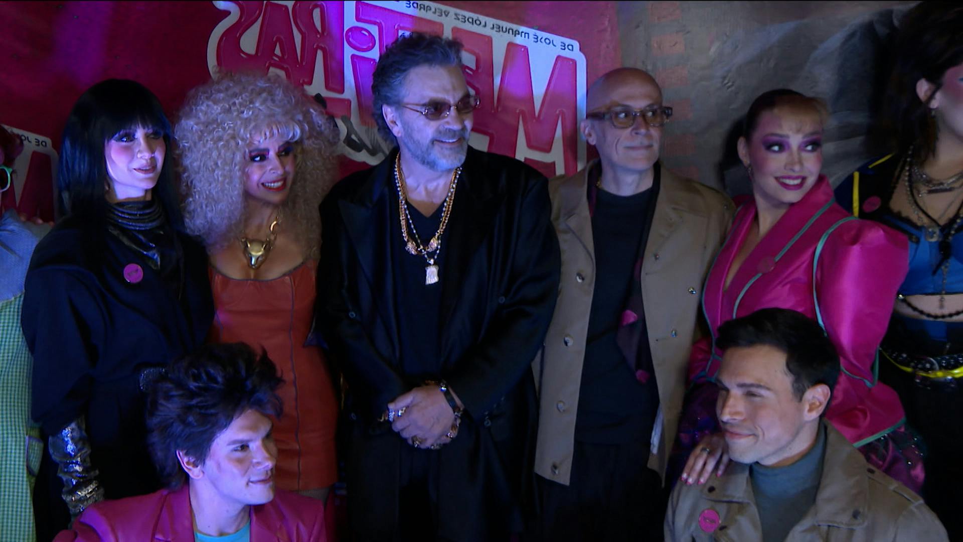 ¡Así fue la celebración de 17 años en escena de Mentiras!