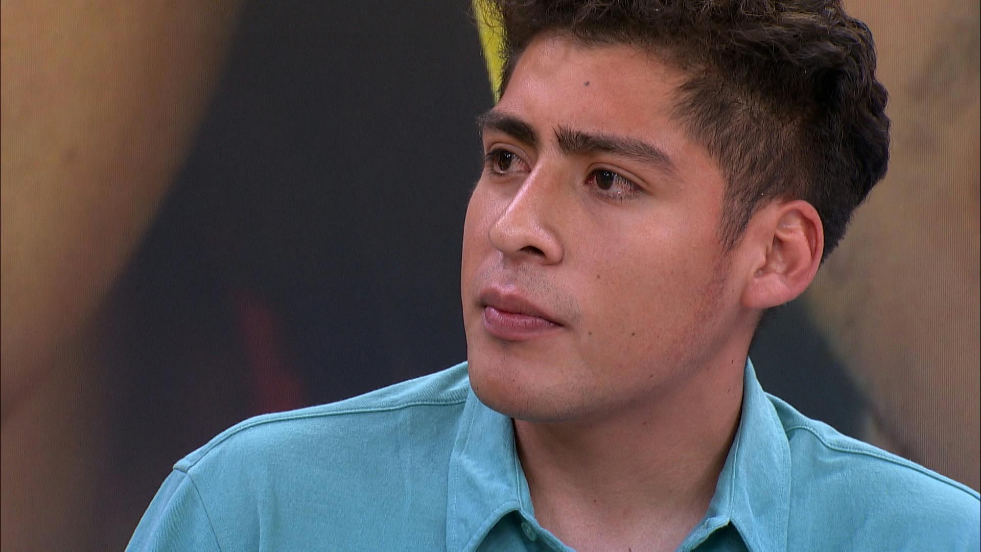 ¡Perdió miles de pesos! Fernando le compró a Ángel una licencia falsa y le salió muy caro