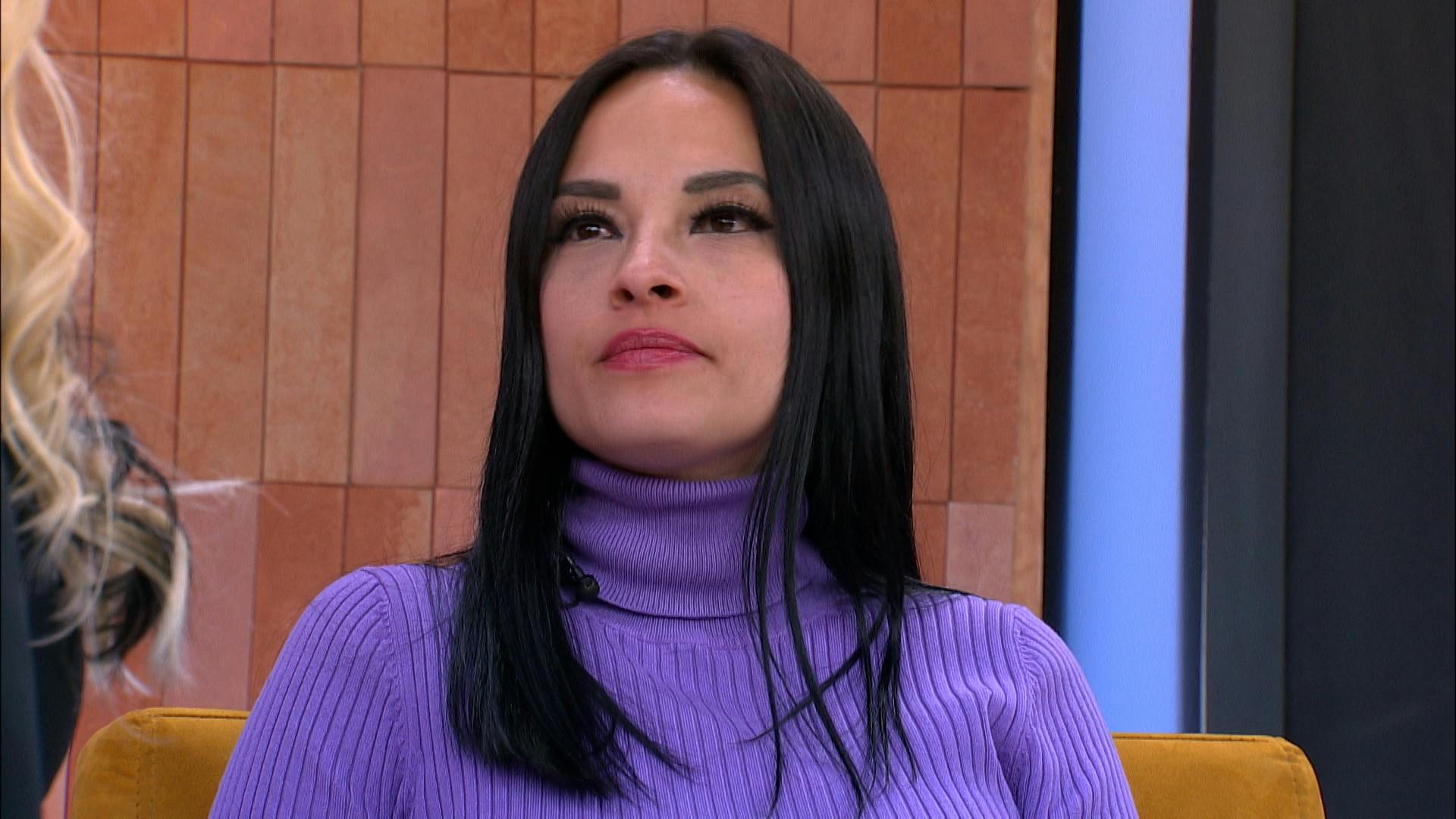 ¡Es un mantenido! La mamá de Alejandra mantiene a la familia de su hermano, incluyendo a la 'fichita' de su cuñada