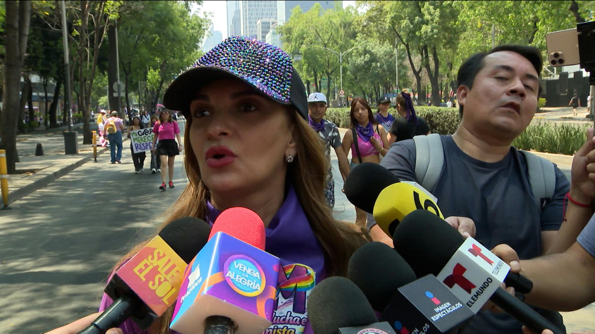 Mariana Seoane y las celebridades que marcharon en la CDMX por el 8M