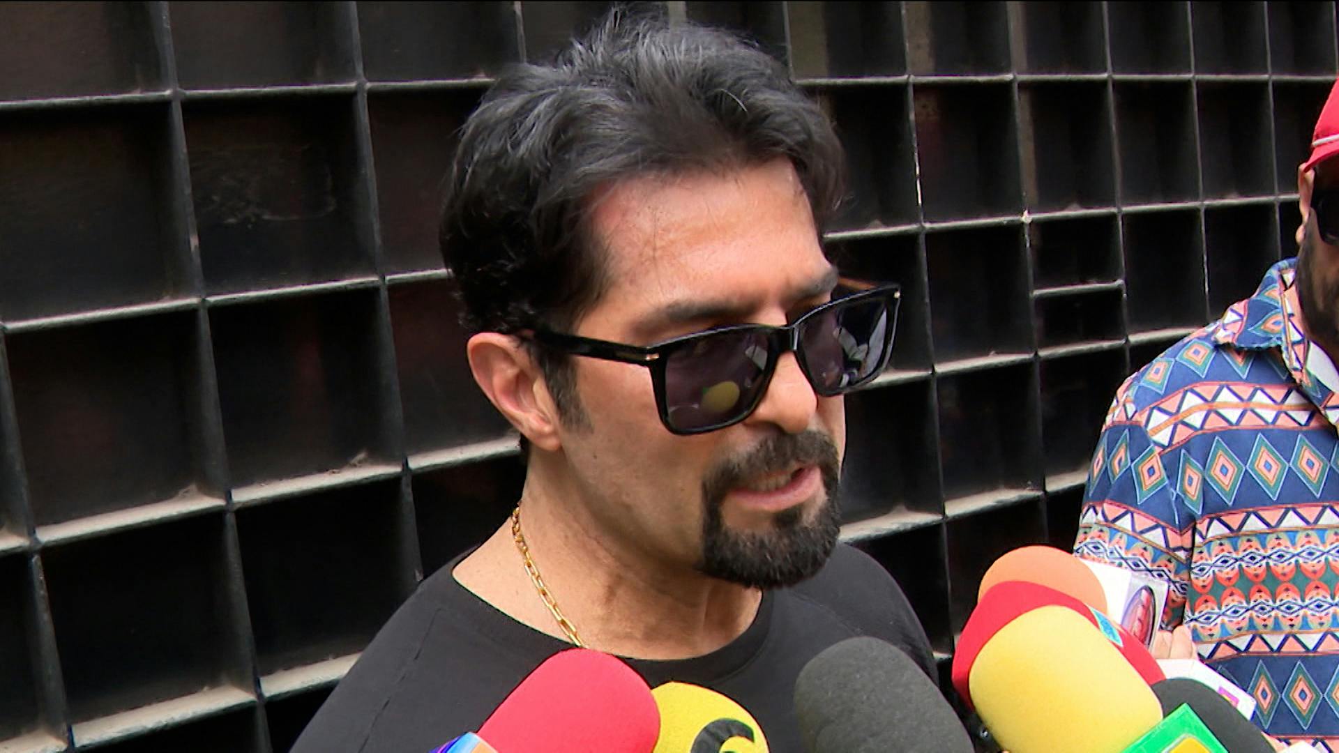 ¿Se fue por lesión? Arturo Carmona habla de la salida de Aracely Arámbula de Perfume de Gardenia