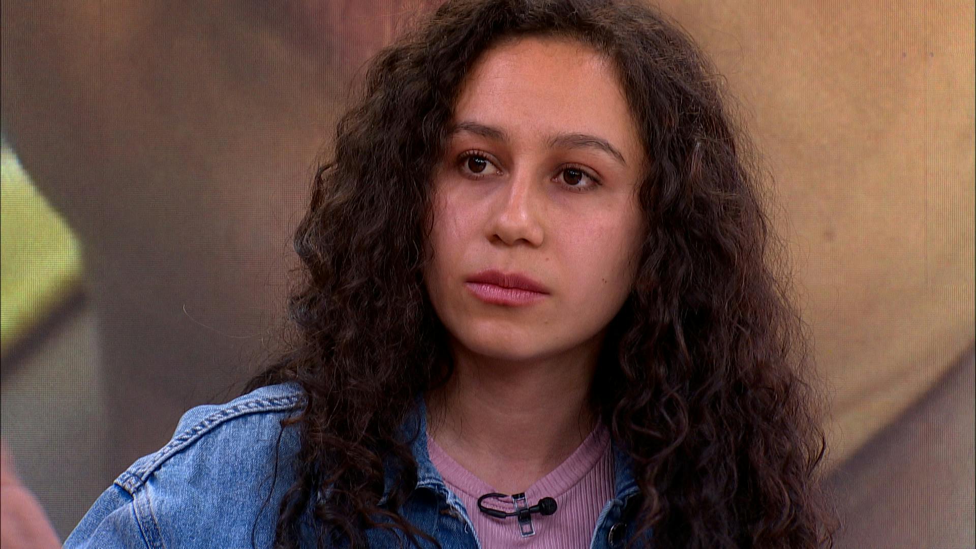 Nancy asegura ser testigo del maltrato que sufre su vecina. ¿Será?