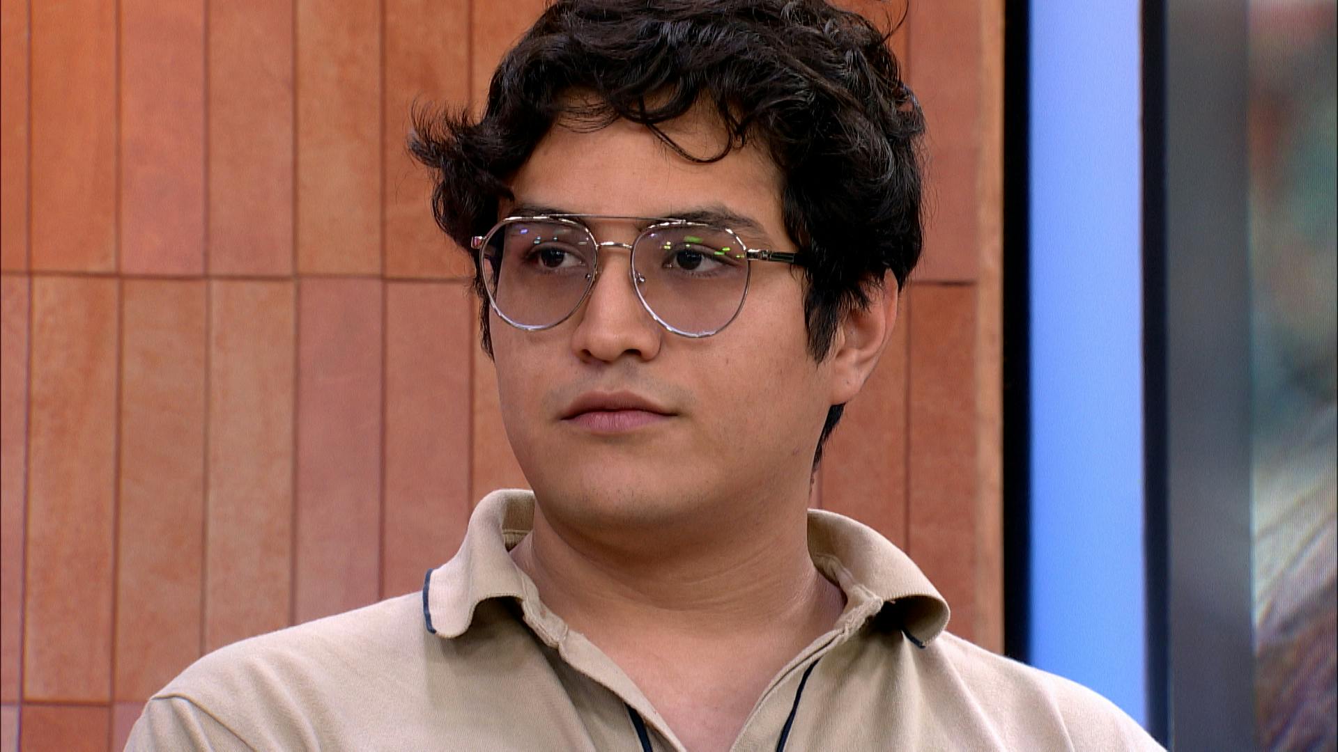 ¡Se le fue encima! Mario desenmascara a Carlos, quien se va contra Ian