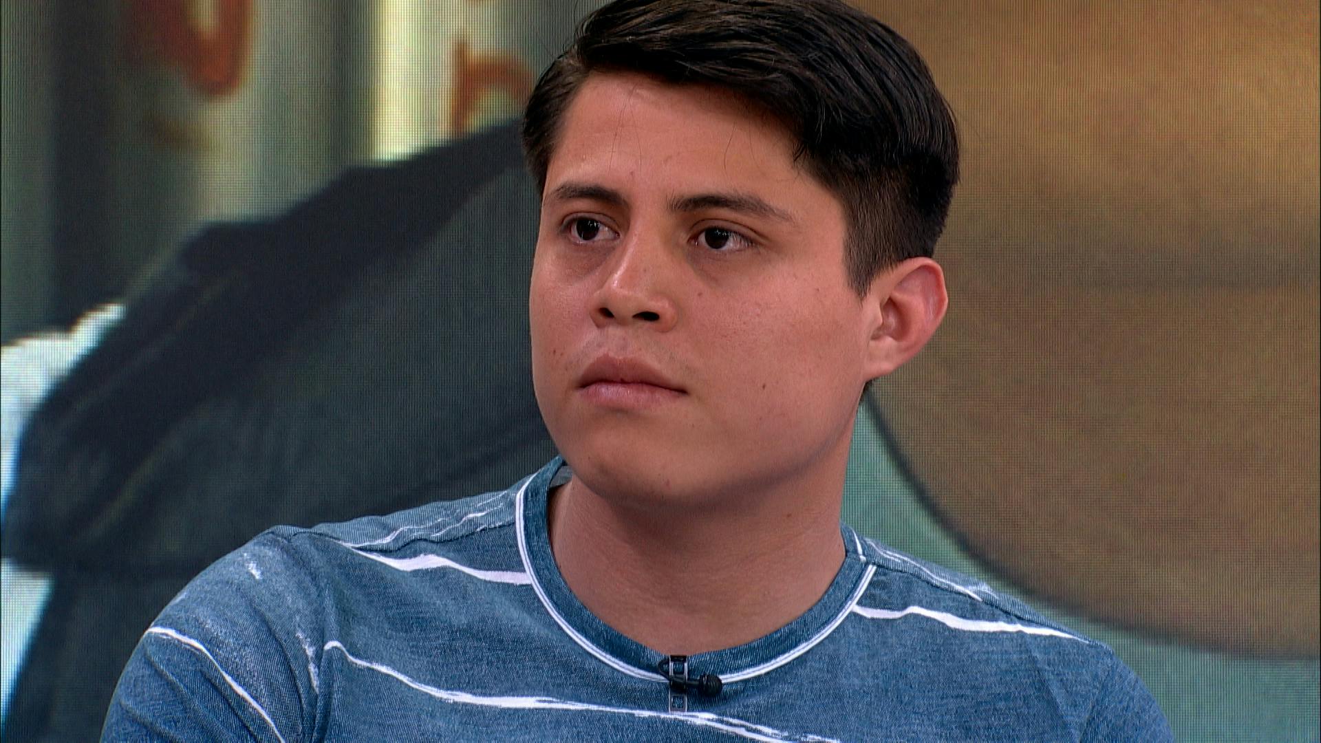 ¡Y que haga lo que quiera! Emiliano no piensa salirse del departamento de Jonathan