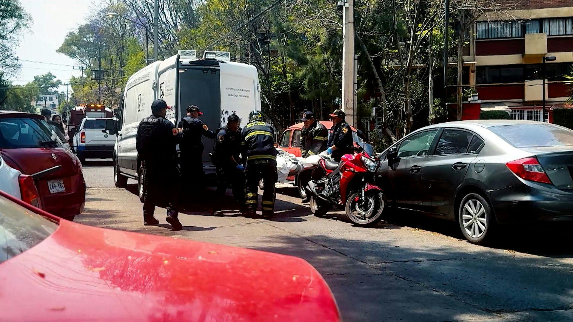 El Diablo Becerril acudió a la volcadura de un tráiler en la México Cuernavaca y nos cuenta cómo fallecieron dos personas en la alcaldía Álvaro Obregón