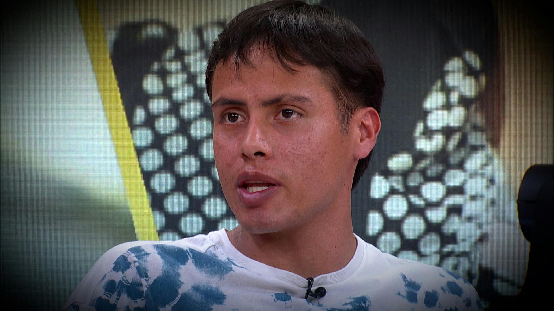 ¡Que los mantenga! Antonio quiere que su mamá lo siga manteniendo