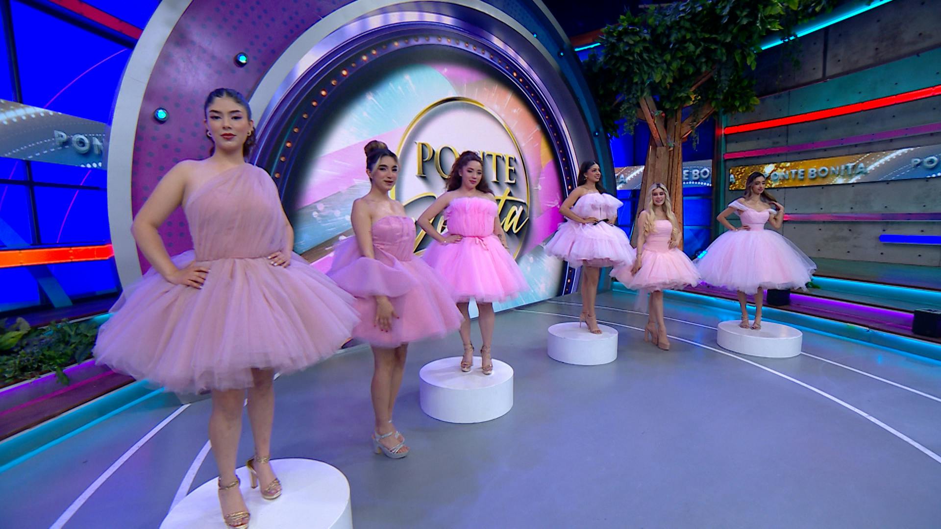 Diseños de vestidos rosas; ideales para niñas y adolescentes amantes de lo femenino