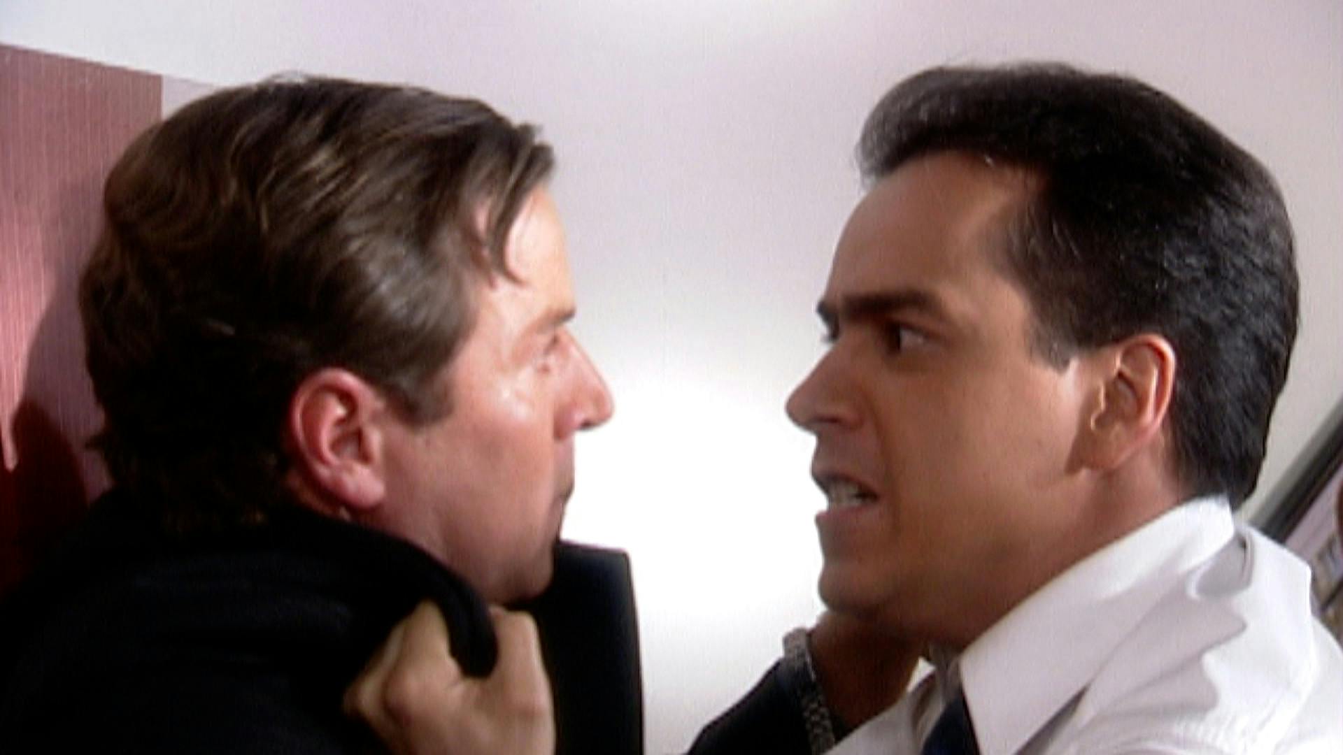 Capítulo 160 | Armando pierde la cabeza y se desquita con Mario | Yo soy Betty, la fea