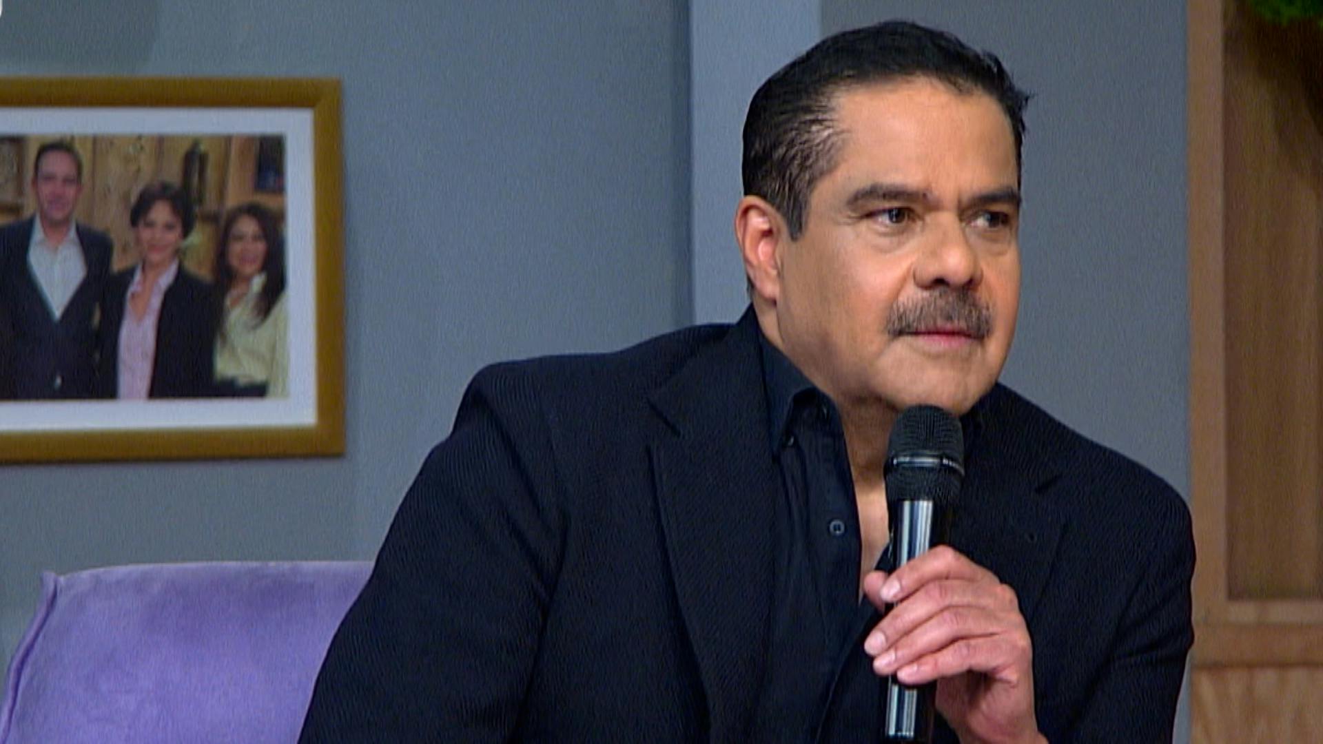 Javier Alatorre presenta la nueva era informativa con Azteca Noticias