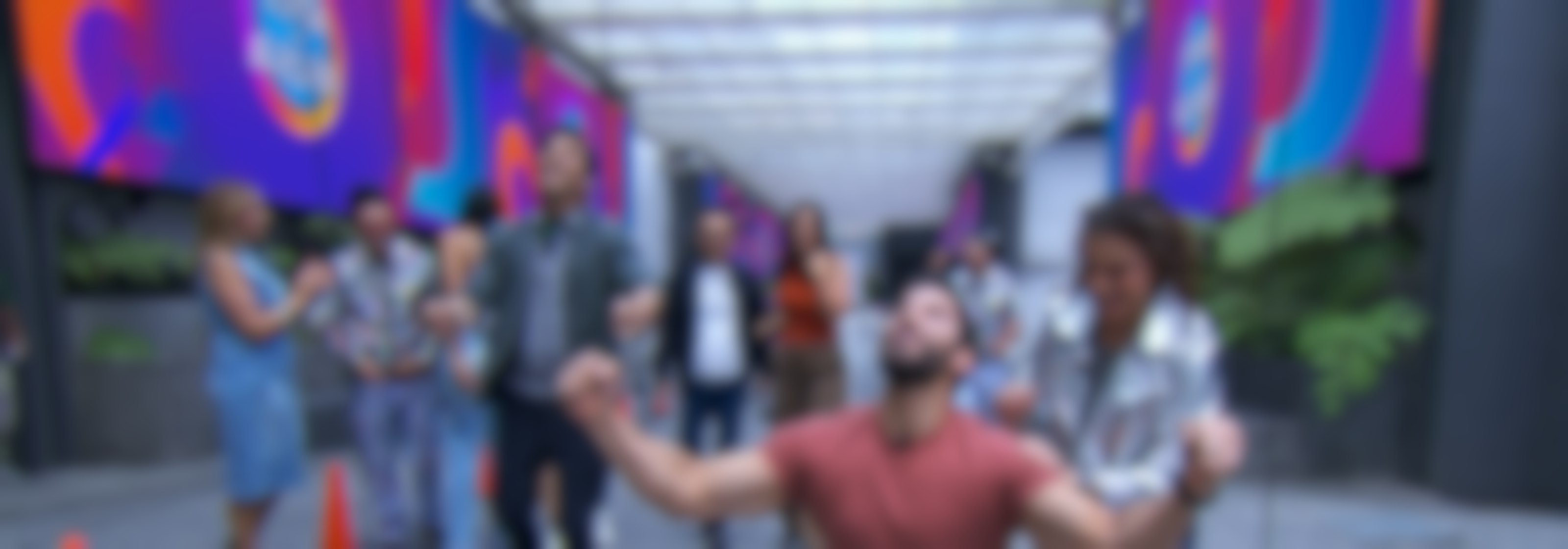 Venga La Alegría | Programa 10 de abril 2026 Parte 2 | El asombroso parecido entre Ángela Aguilar, Cazzu y la modelo del nuevo video de Nodal, los mejores juegos y más