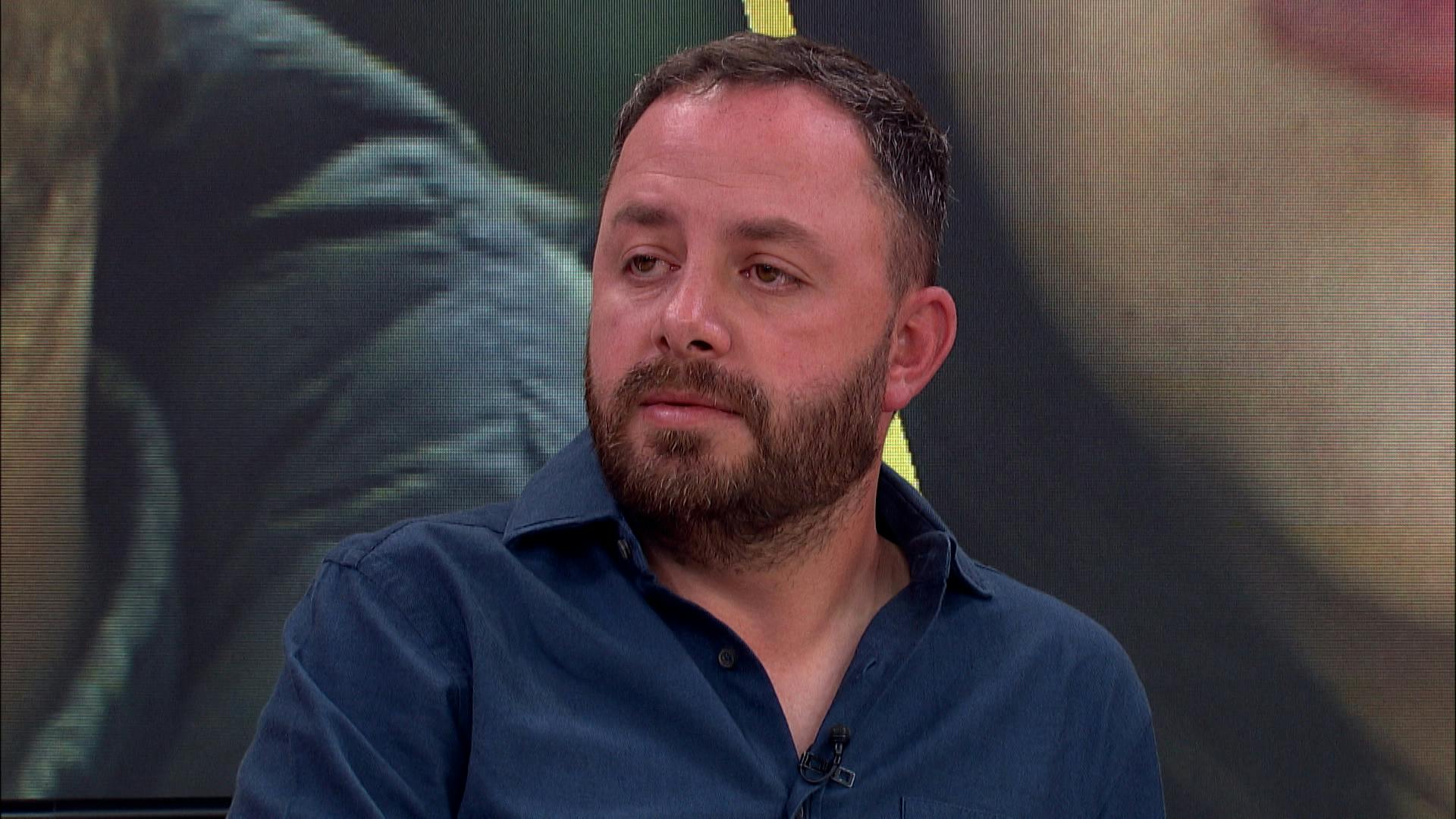 Damián se quiere casar por bienes mancomunados con la amiga de su hija