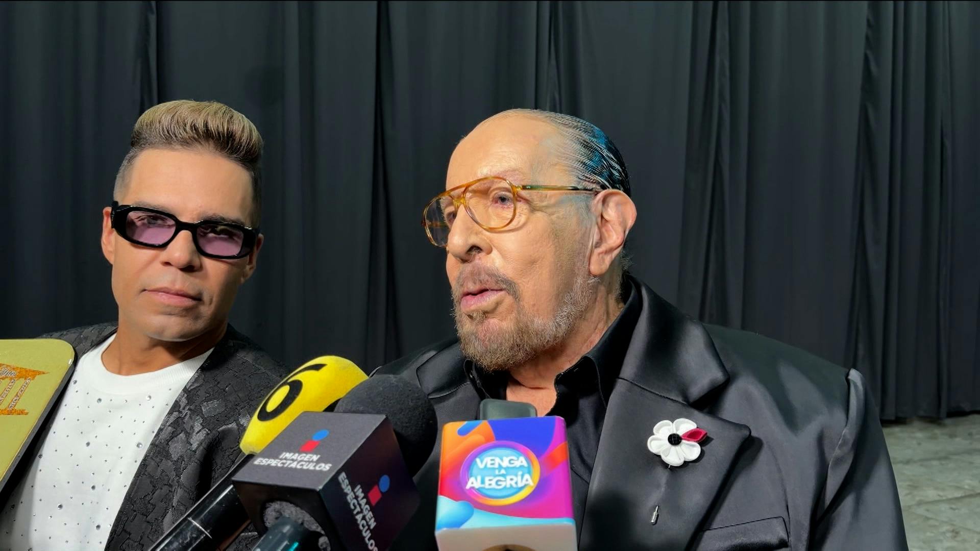 ¡La cumbia siempre de moda! Emir Pabón reacciona a la unión de Danna y Belinda