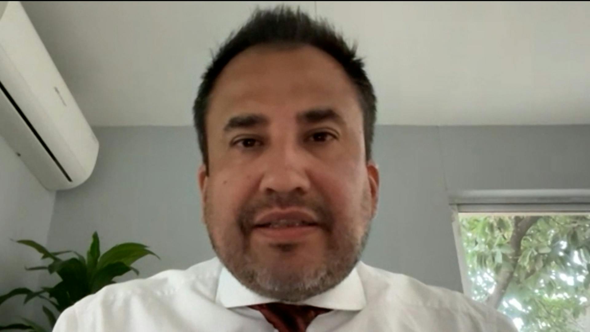 Abogado de Cruz Martínez responde a Alicia Villarreal y aclara la situación actual del productor musical