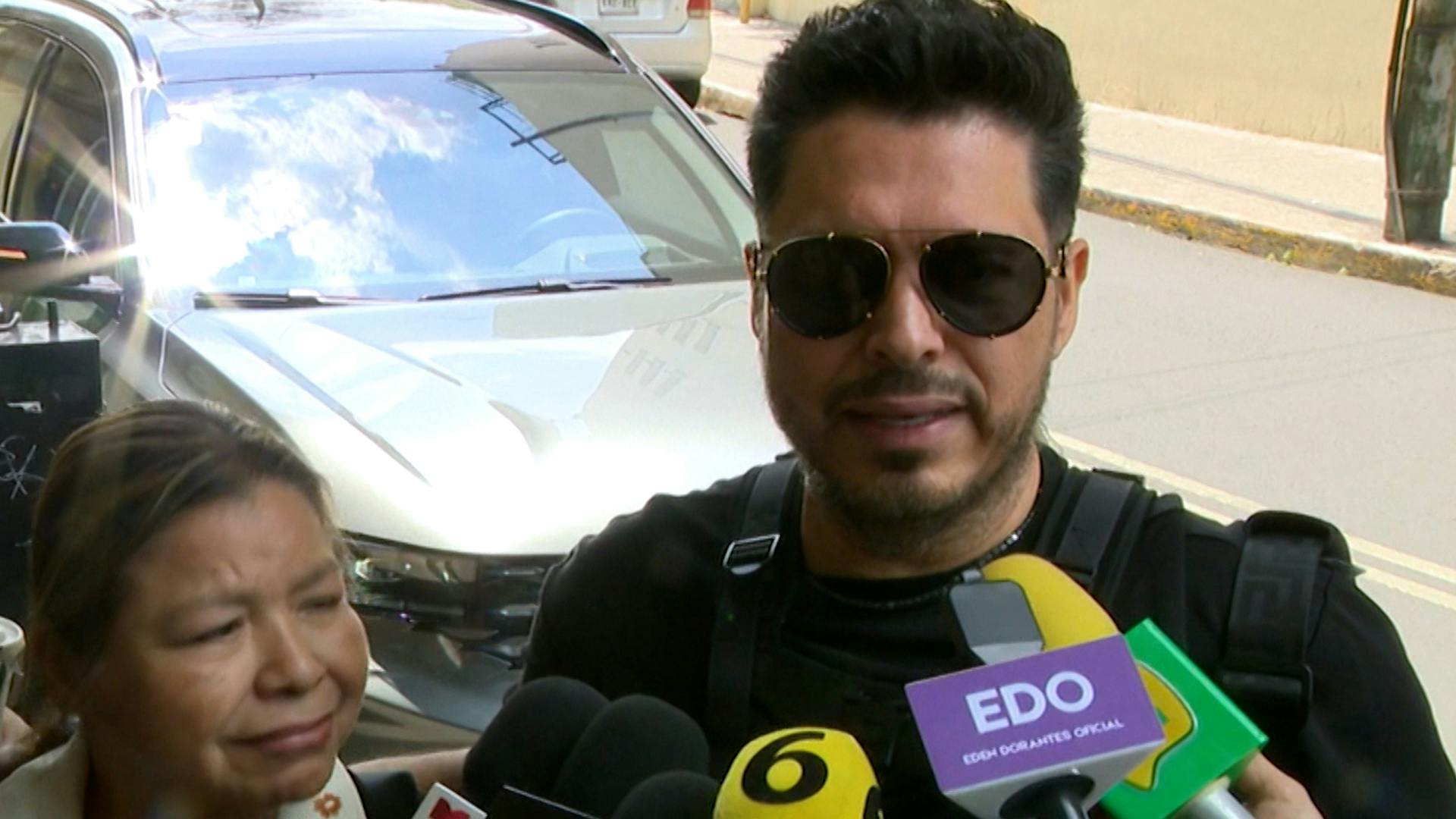 Walo Silvas, de la Banda MS, comparte fuerte historia sobre su madre: “Para mucha gente no hay salida”