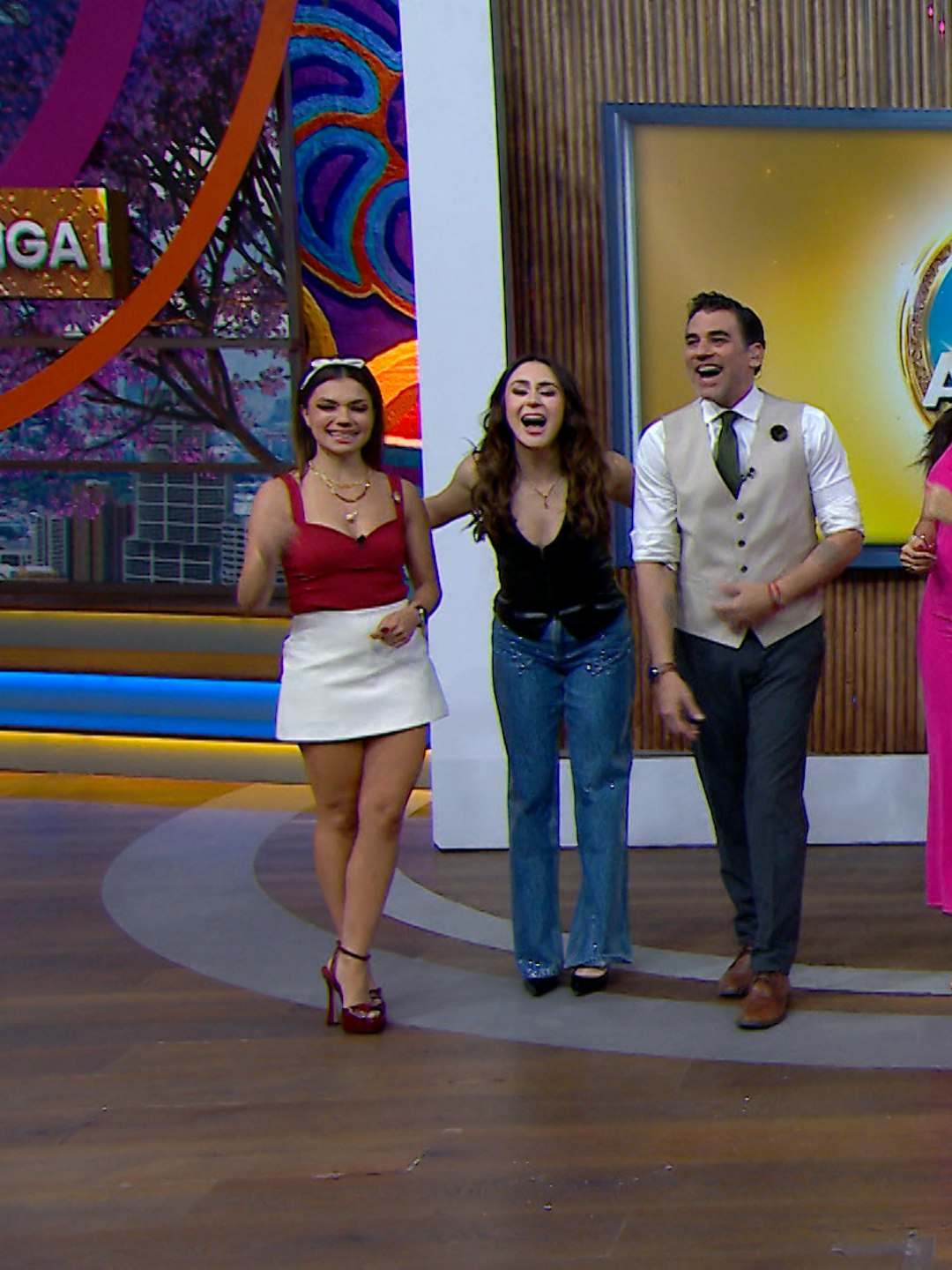 Venga La Alegría | Programa 29 de abril 2026 Parte 1 | Noticias de famosos, receta chileajo de cerdo, astrología y peinados locos para el Día del Niño