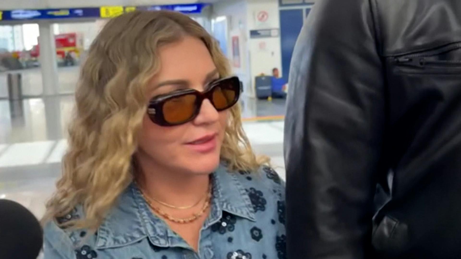 Alicia Villarreal reacciona a las indirectas de Cruz Martínez