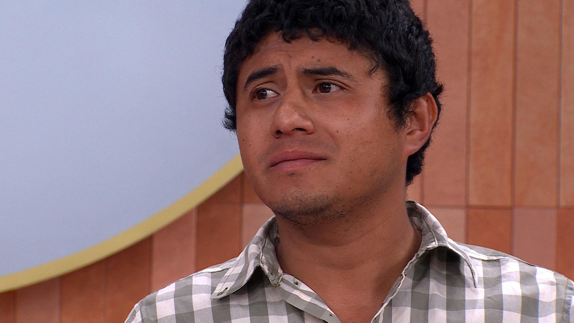 ¡Erick exige a Lupita seguir adelante y desata polémica familiar!