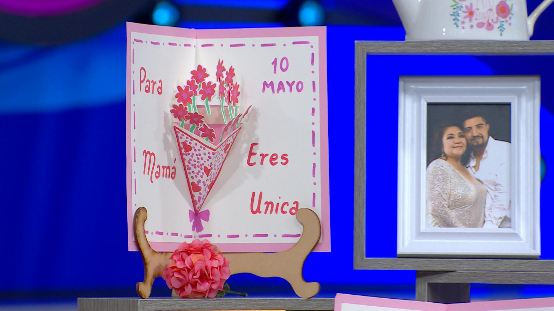 Tutorial fácil para crear un tarjeta 3D y sorprender a mamá este Día de las Madres