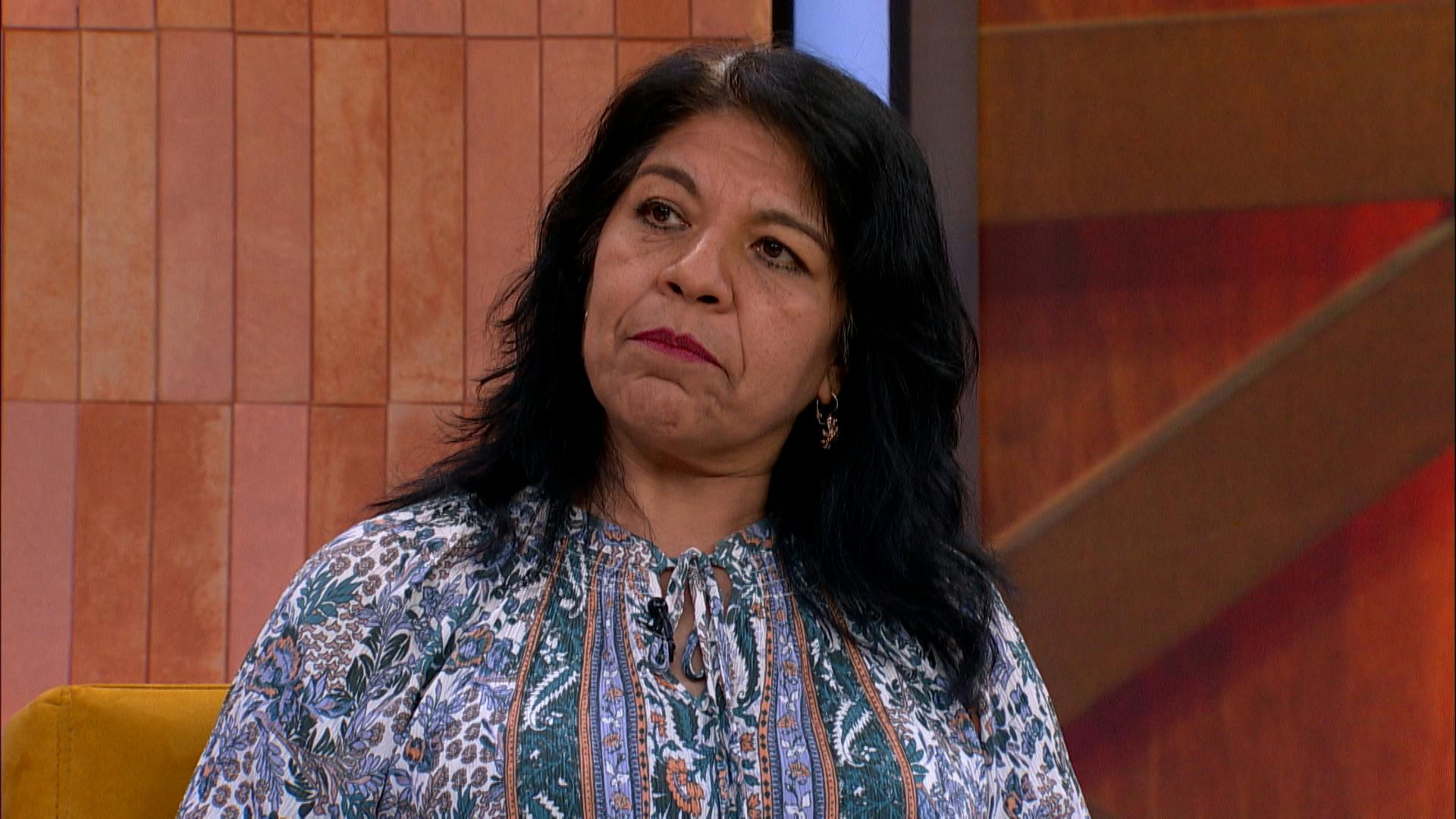 ¡No quiere abrir los ojos! Verónica está desesperada porque una mujer está arruinando la vida de su hijo