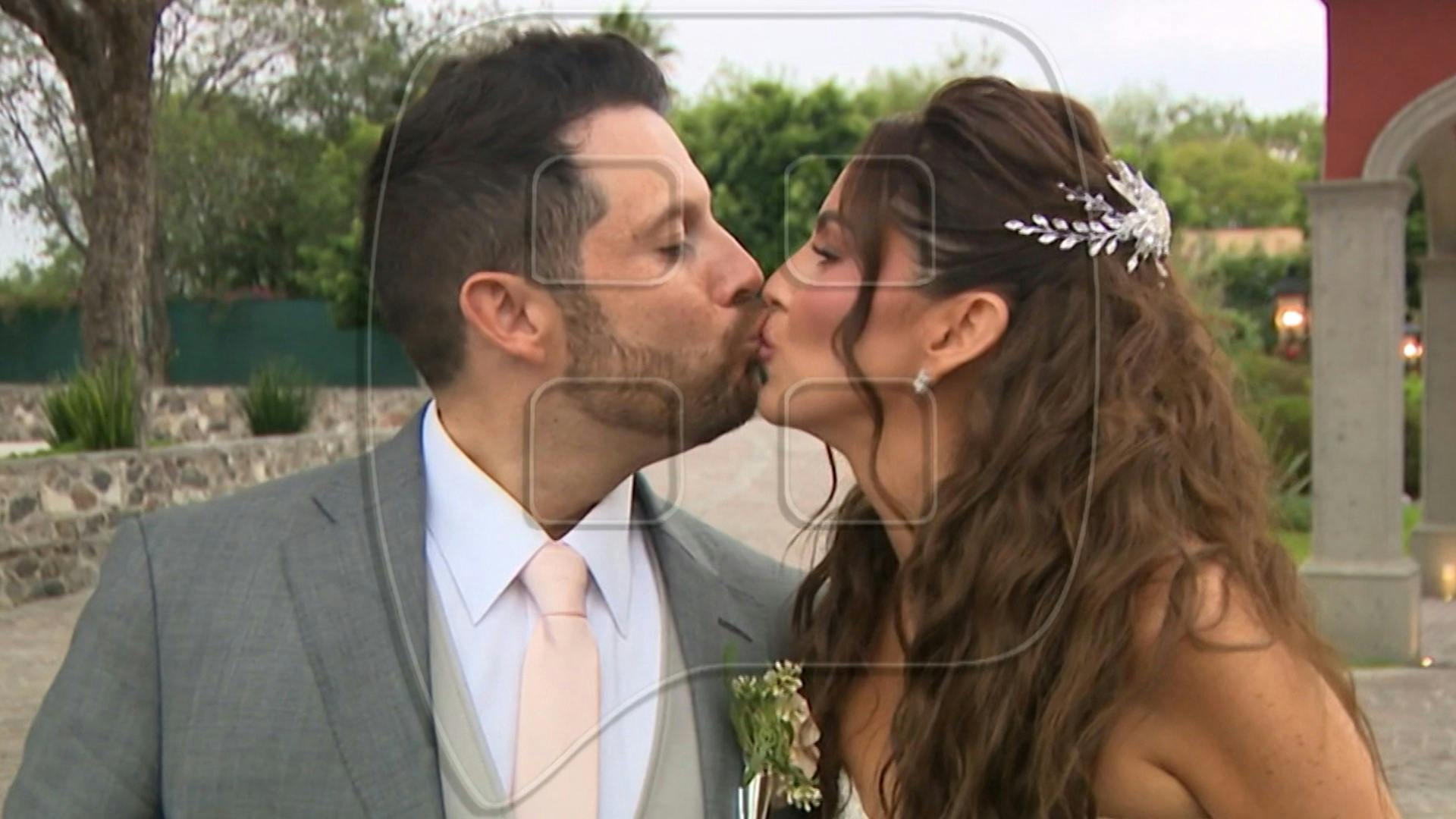 En Exclusiva: Karla Díaz y Dany Dayz se casaron por la iglesia
