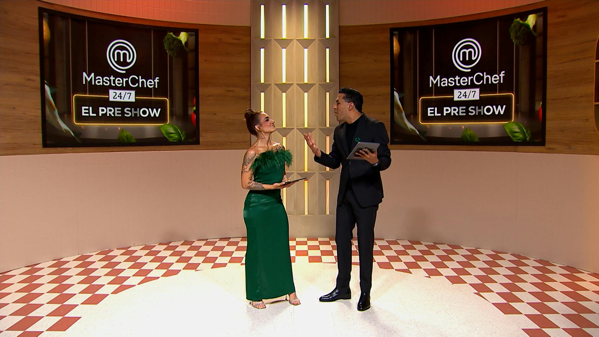 PreShow | Programa del 18 de mayo | Leslie Gallardo y Antonio Betancourt arrancan el preshow de MasterChef 24/7