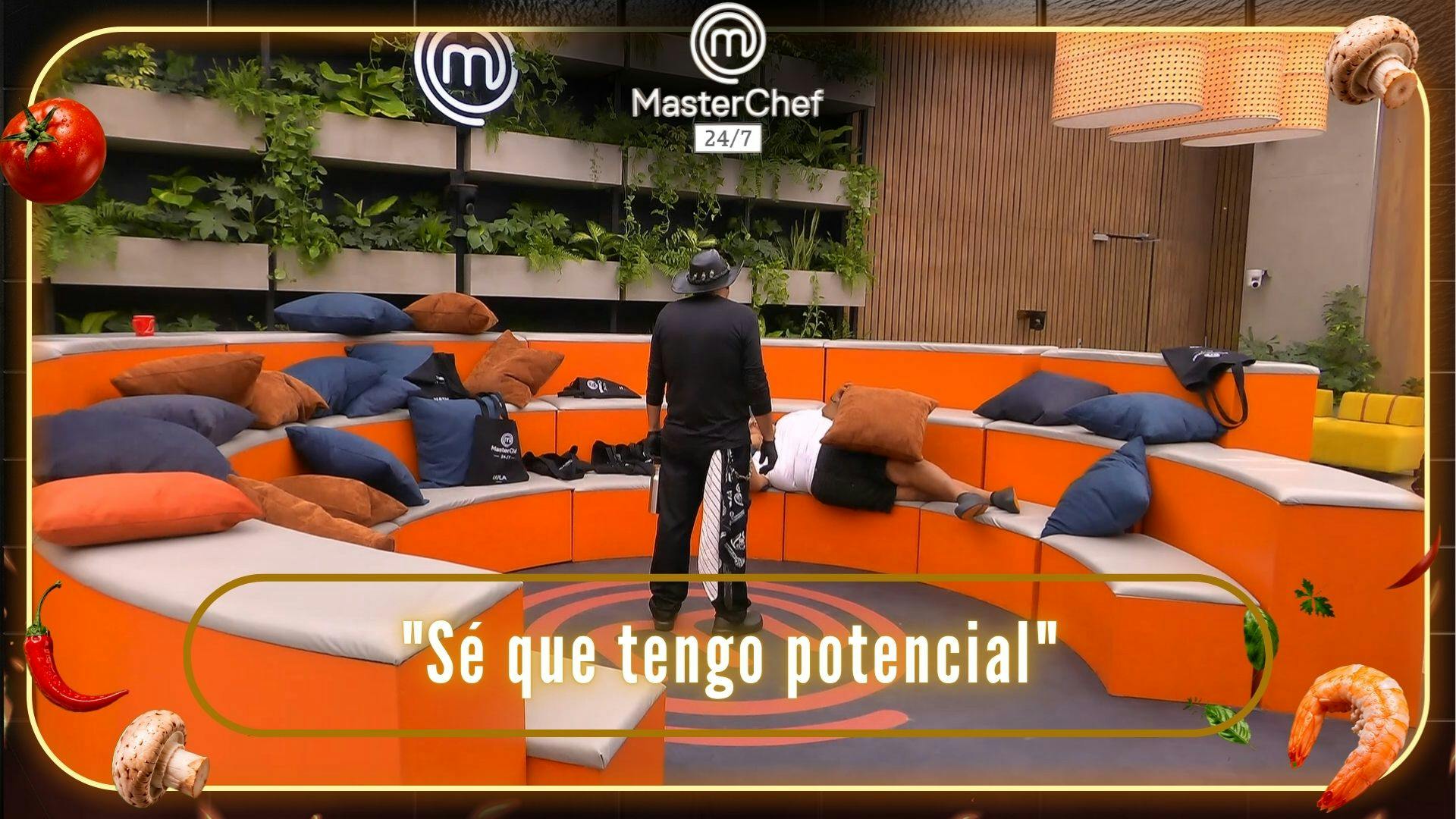 Luis comparte su frustración por su desempeño en la cocina de MasterChef 24/7: “Sé que tengo potencial” (VIDEO)