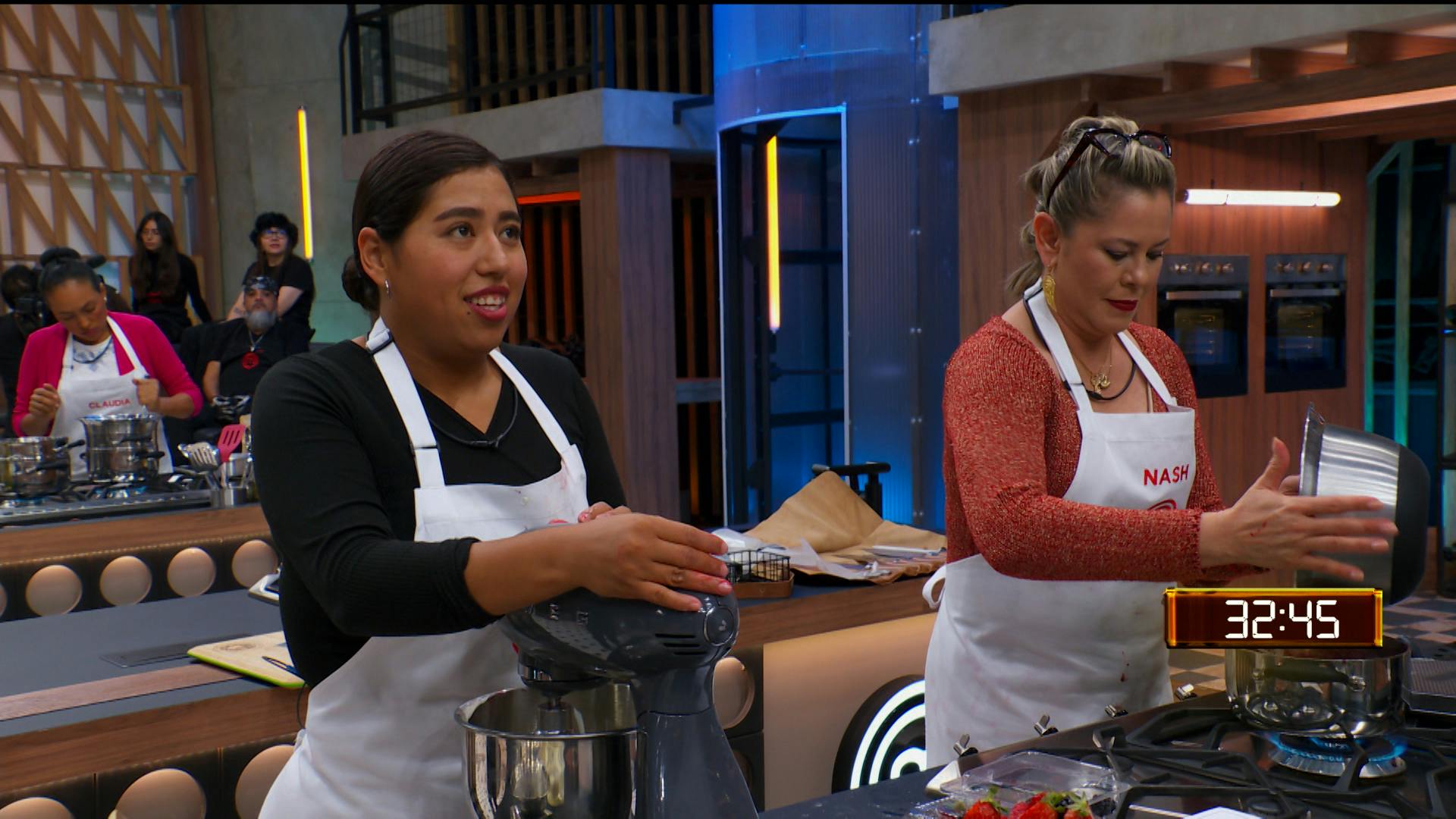 PreShow | Leslie Gallardo y Antonio Betancourt analizan las crisis más intensas de MasterChef 24/7