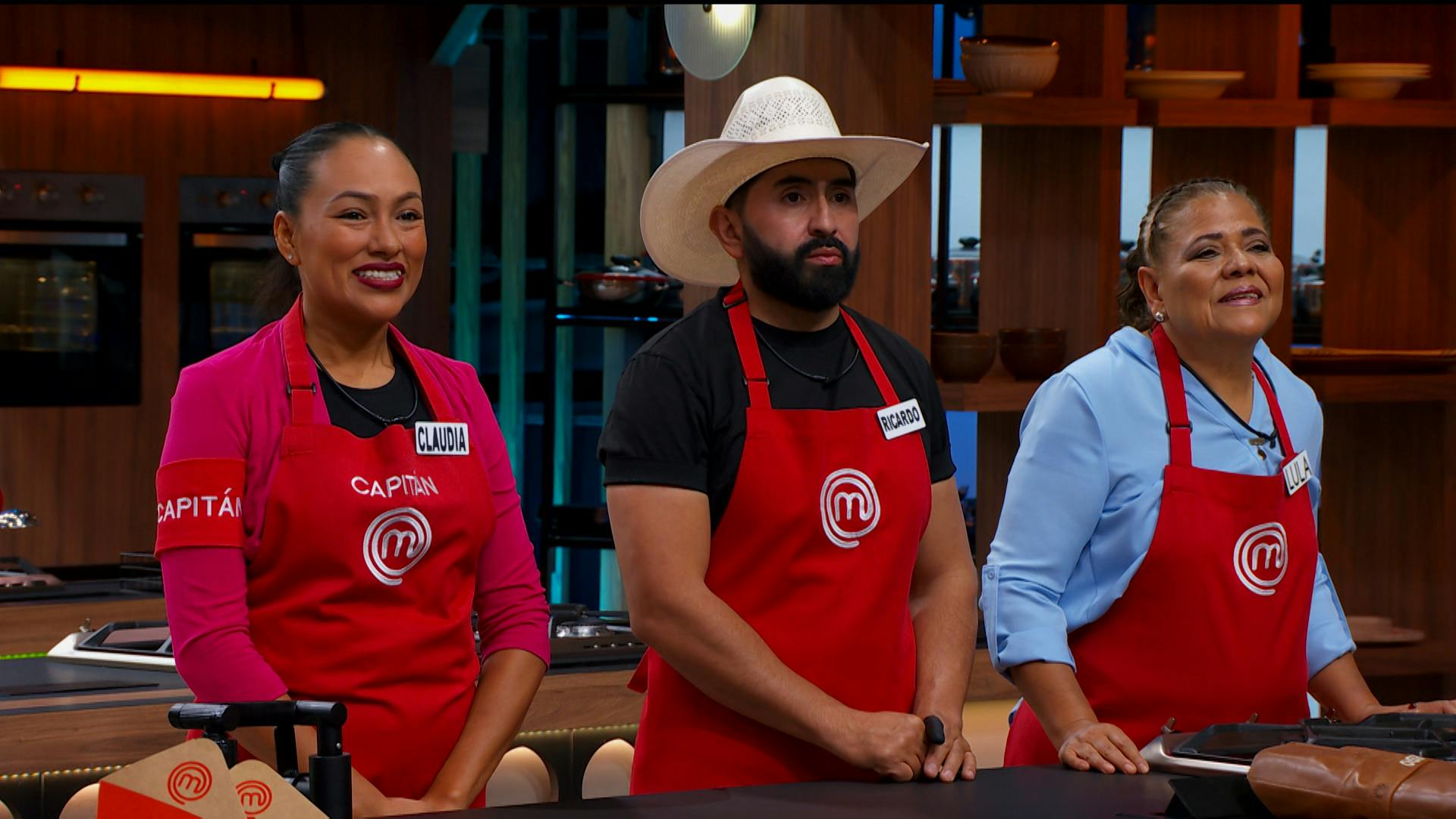 El equipo rojo arranca con ventaja en el nuevo reto en MasterChef 24/7