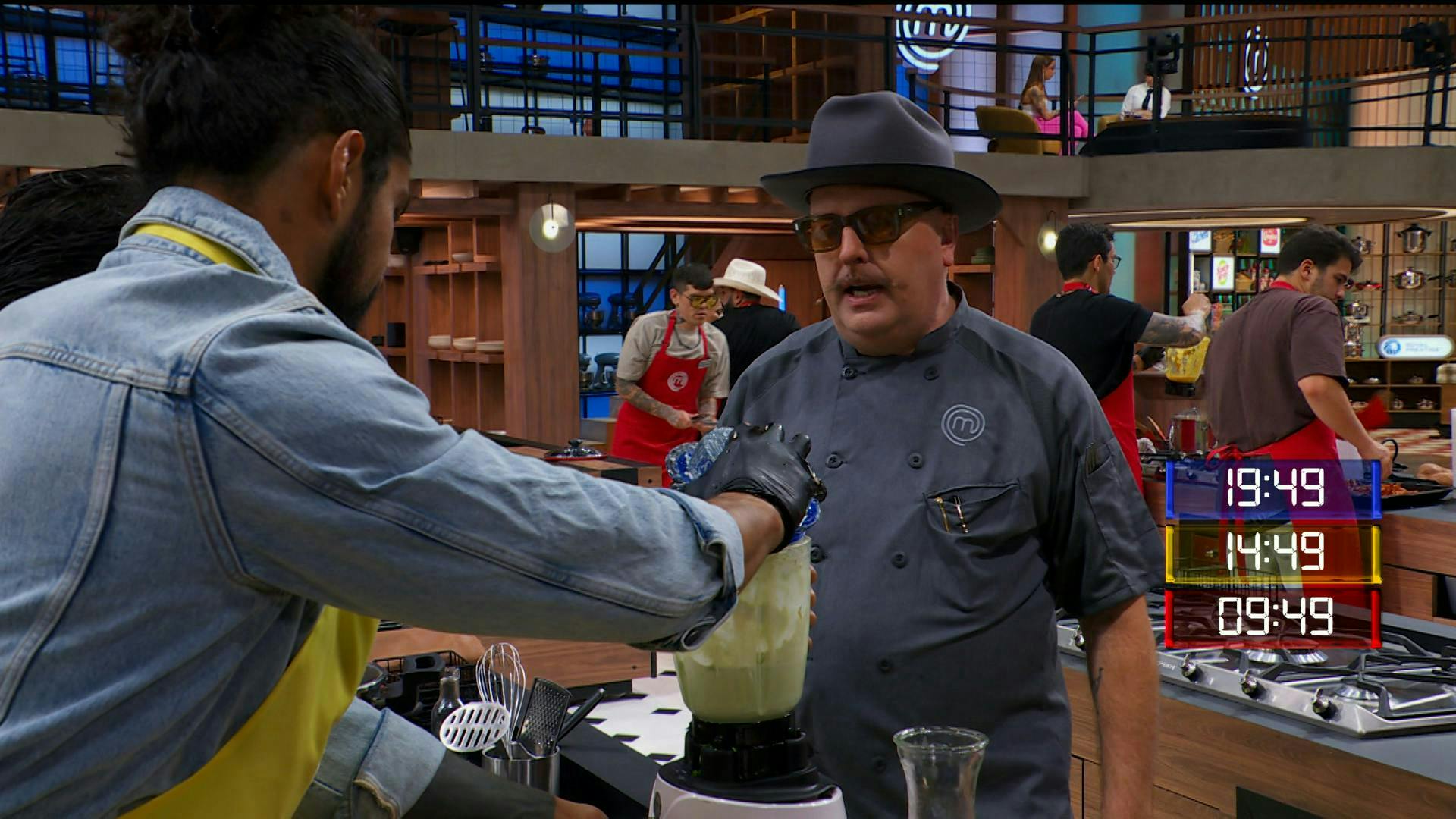La presión aumenta en MasterChef 24/7 y los chefs exigen velocidad a los equipos