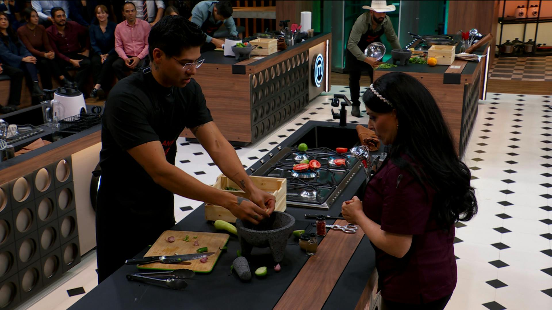 MasterChef 24/7 | Llega el segundo reto: tacos de canasta y una salsa en molcajete pondrán a prueba a los cocineros 