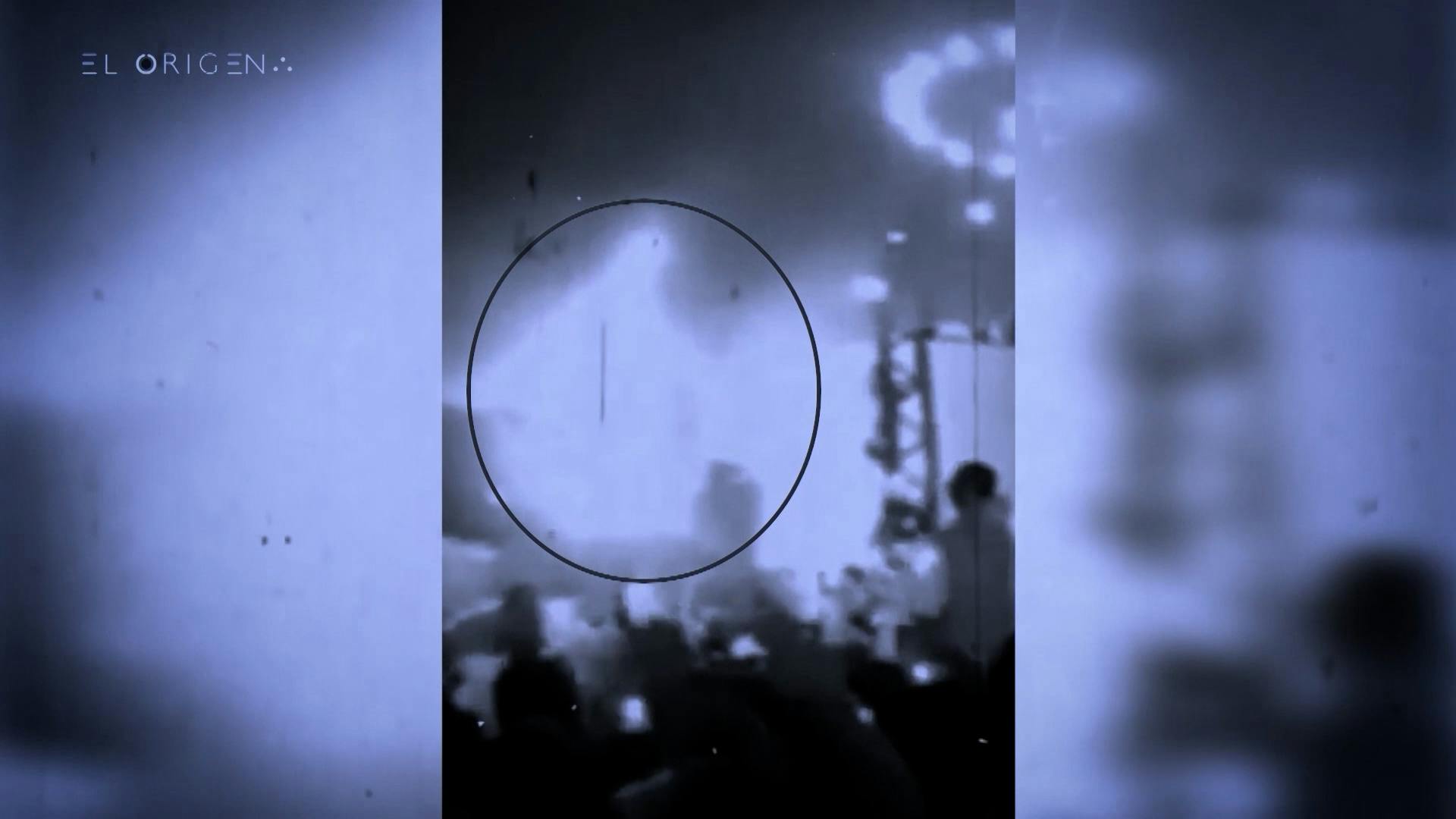 Octavio Elizondo y el equipo de Extranormal investigan extraños videos, luces que auguran sucesos venideros y la aparición de una imagen religiosa antes de la actividad volcánica en el Popocatépetl
