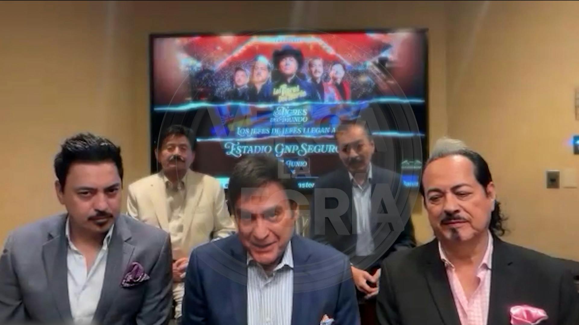 “Las nuevas generaciones voltean a vernos”, Los Tigres del Norte cuentan lo que vivieron con Karol G