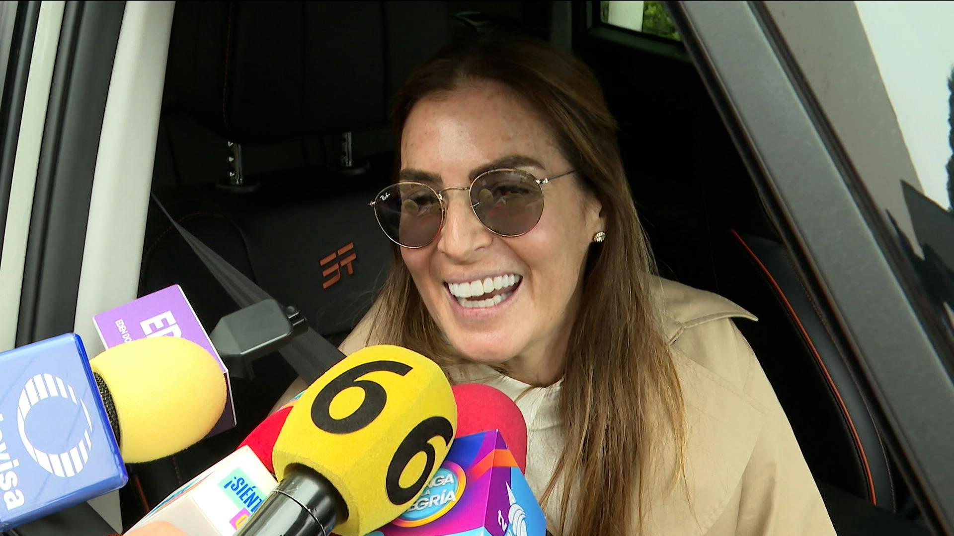¿Eugenio Derbez y quién más? Estas celebridades acompañaron a Alessandra Rosaldo en el último adiós a su padre