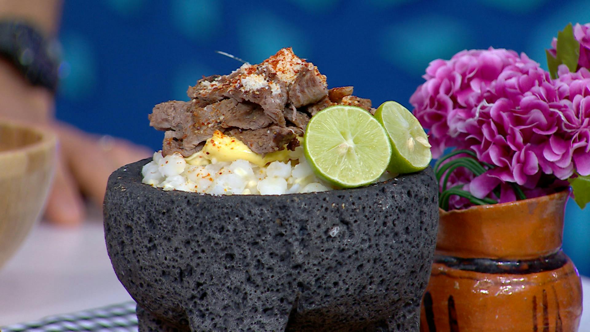 ¡La mejor botana mundialista! Aprende a preparar esquites con maíz pozolero; quedarás bien con todos tus invitados