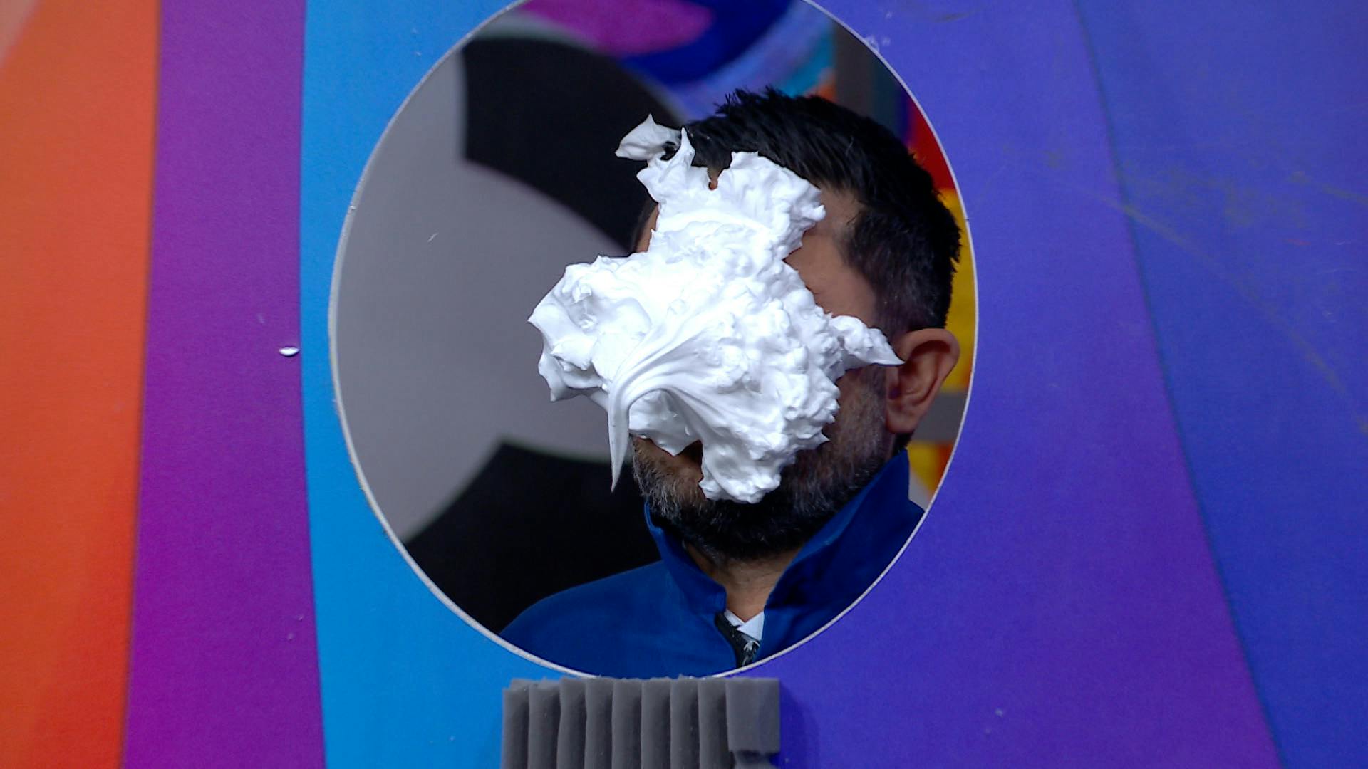 Kristal Silva le dio un tremendo PASTELAZO a Ricardo Casares totalmente EN VIVO