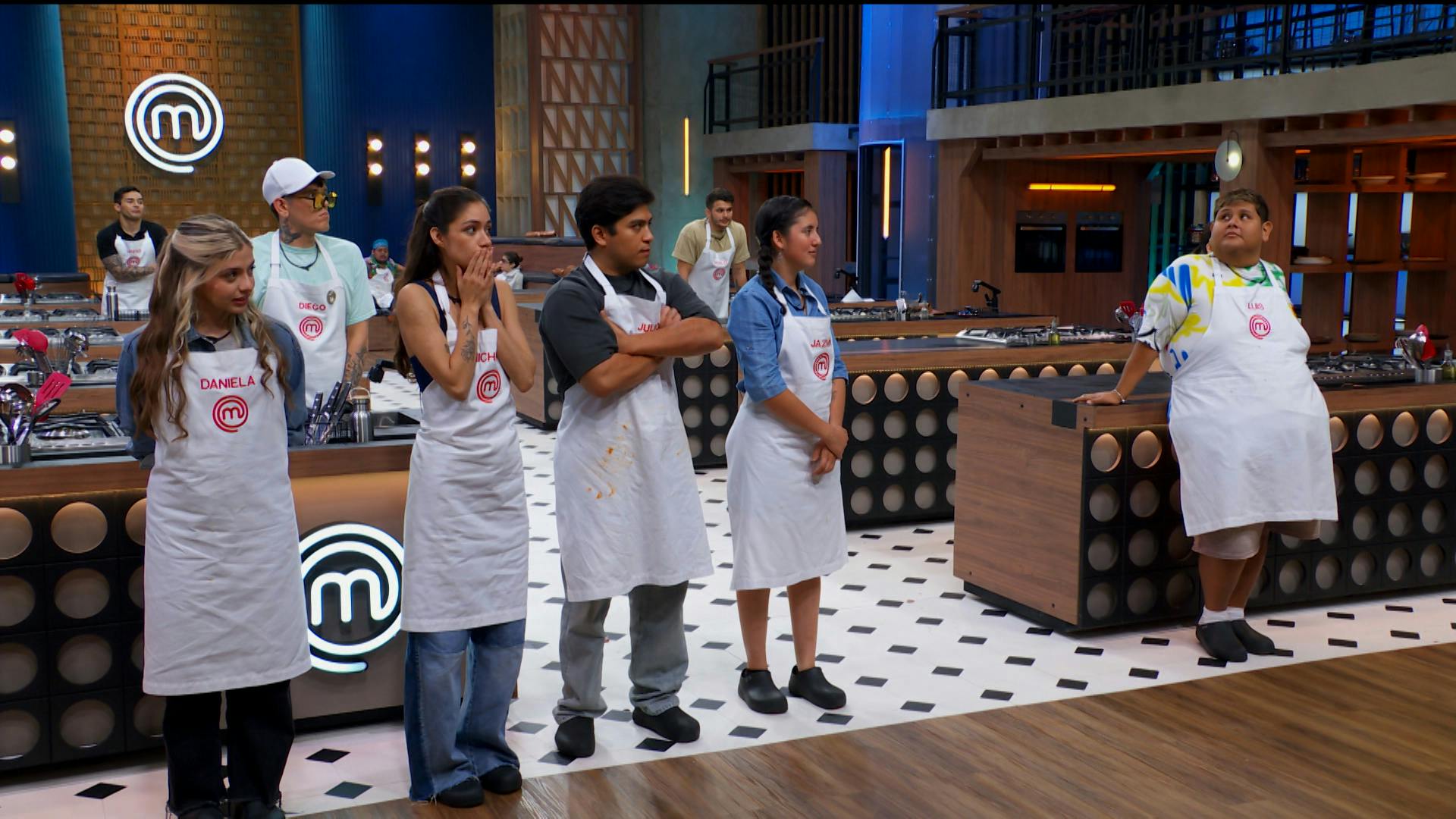 Conoce los beneficios que las ganadoras del reto tendrán y los fuertes castigos que los cocineros que no pasaron el reto deberán cumplir