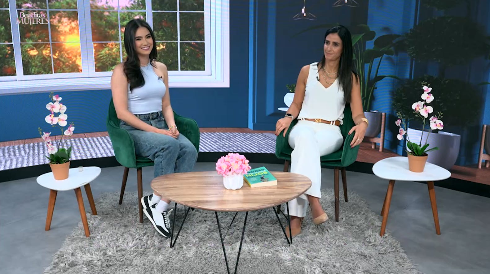Benditas Mujeres: Pamela Cassis presentó su nuevo libro ‘Padres conectados, Hijos realizados’