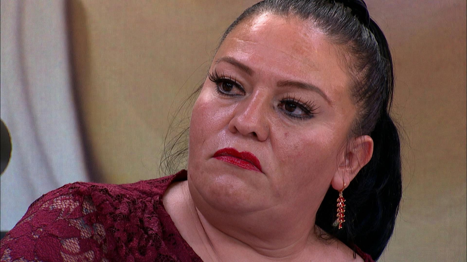¡Es una miserable! Miriam le exige a su hermana que deje de ser payasita callejera