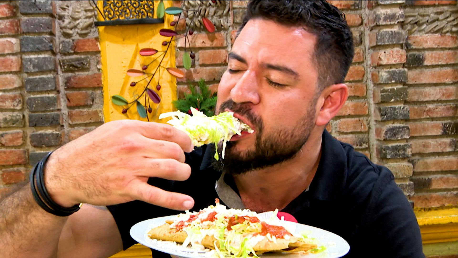  Los tacos de barbacoa que conquistaron a La Pura Sabrosura en el Mercado de Jamaica