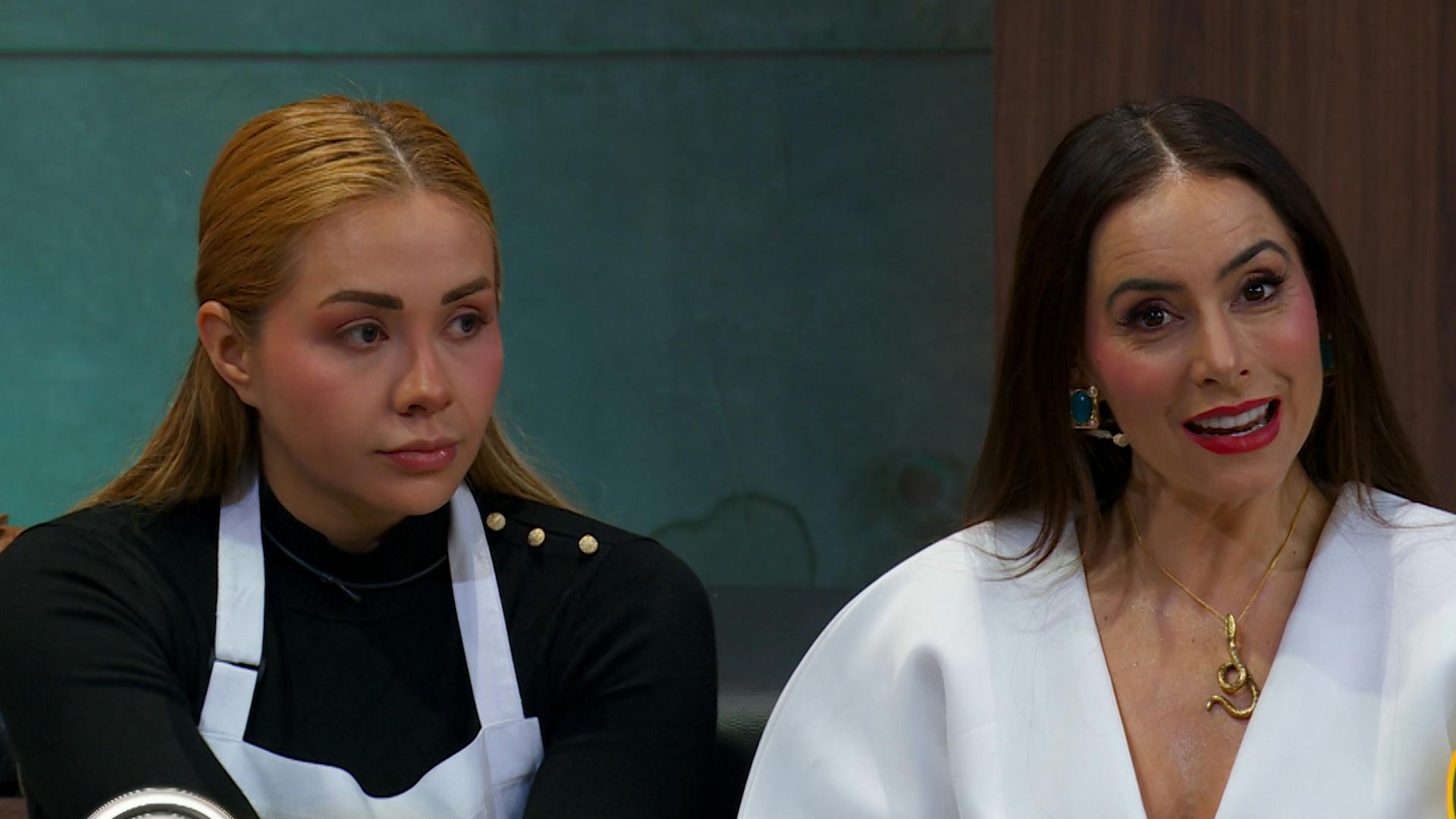 Ixdit señaló a Carmen de ser la Cocinera más desorganizada de MasterChef 24/7 y esta no dudó en reaccionar