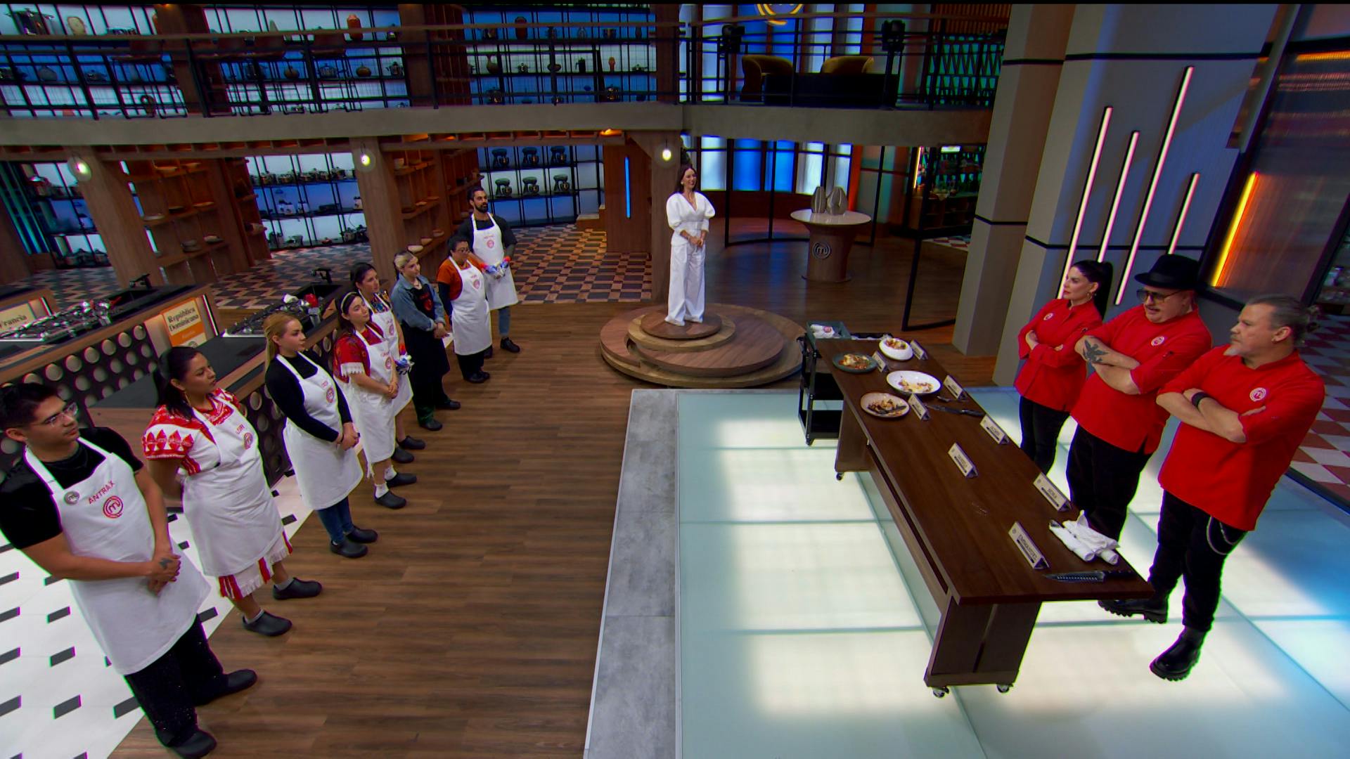 Inicia la segunda y sorpresiva degustación en MasterChef 24/7 ¿Fueron los mejores de la noche? 
