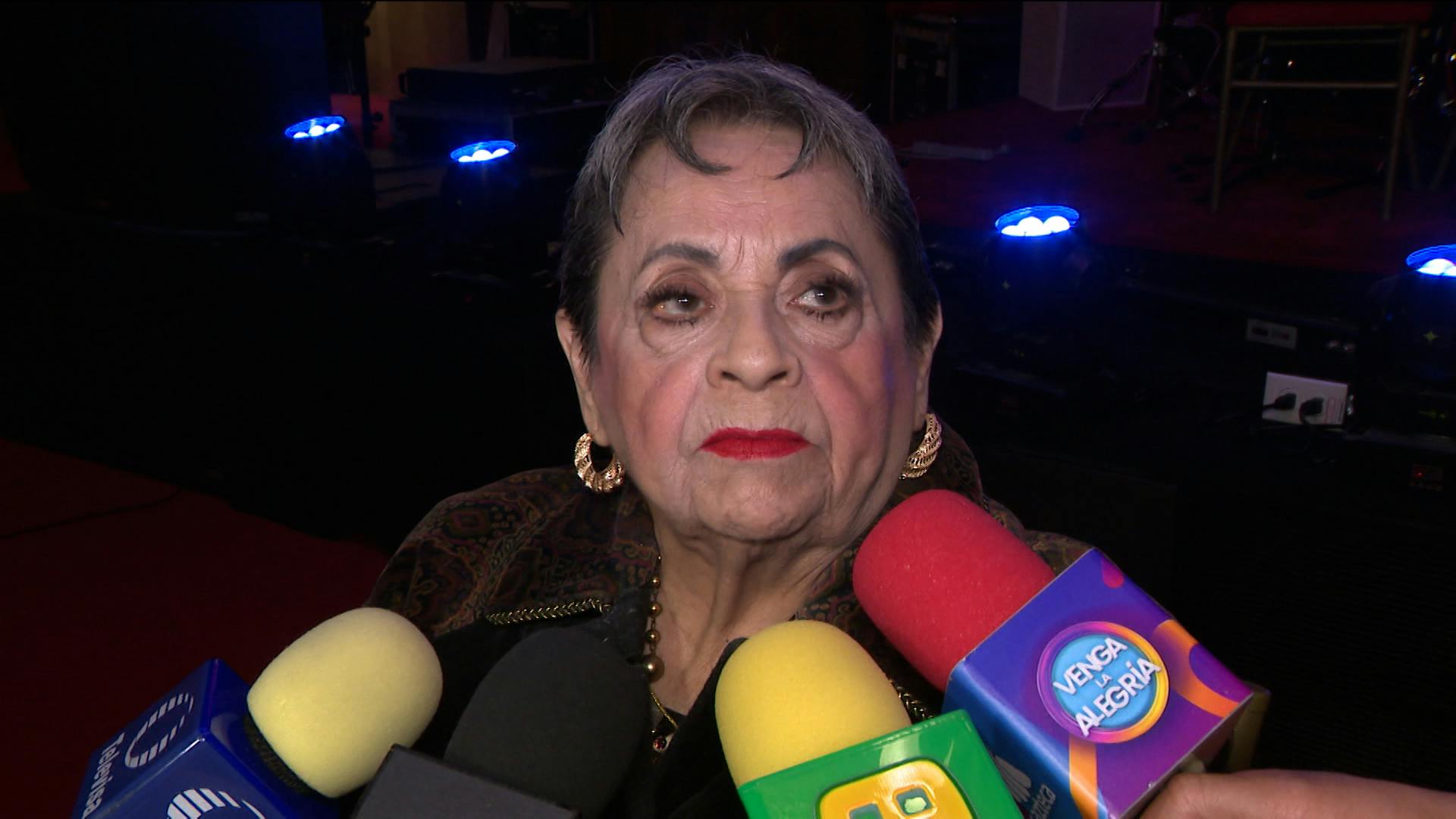 Caos en el Micrófono de Oro: se registra incendio fuera del evento