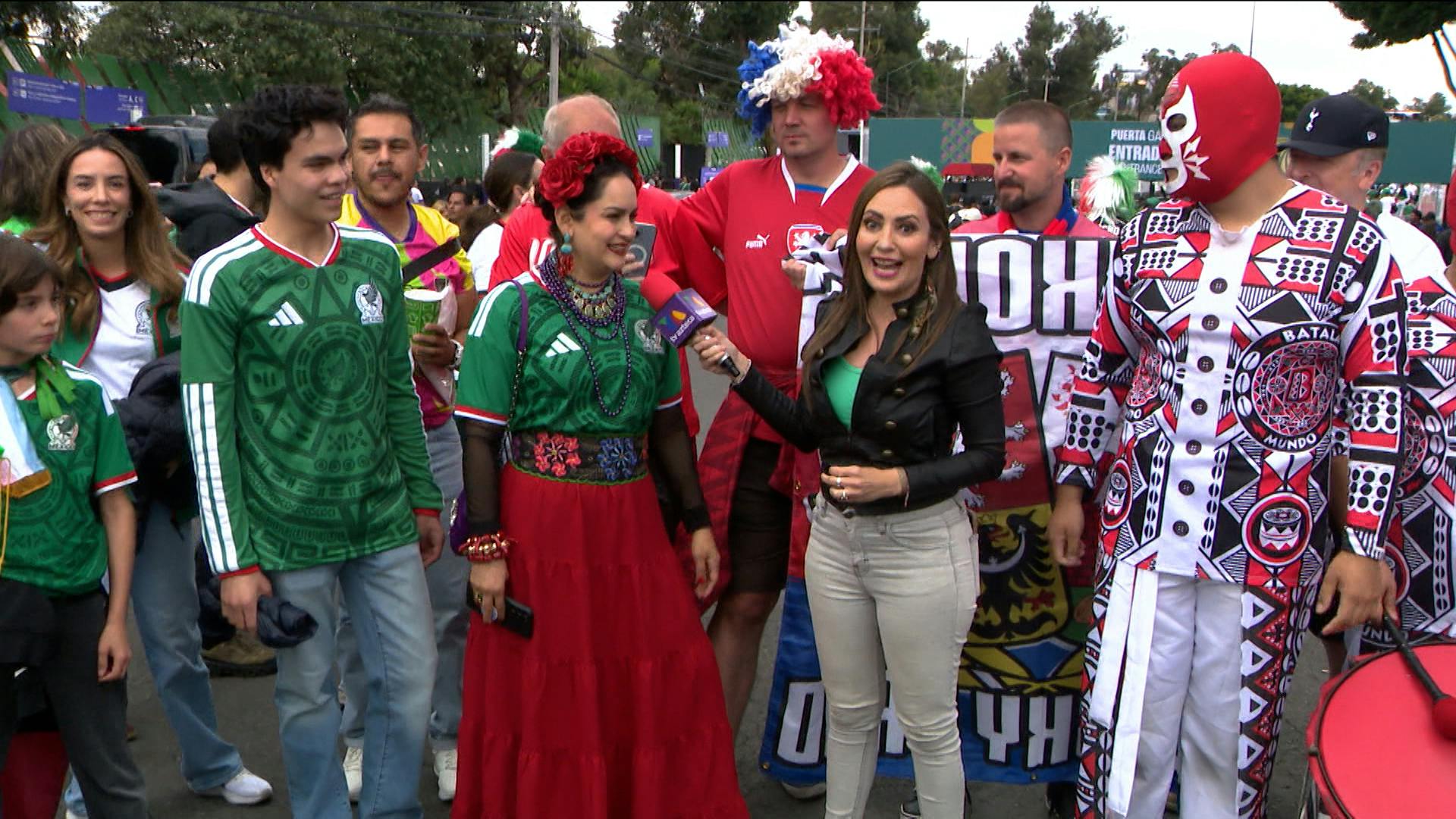 Alejandra Carvajal muestra la fiesta mundialista antes del duelo entre México y Chequia