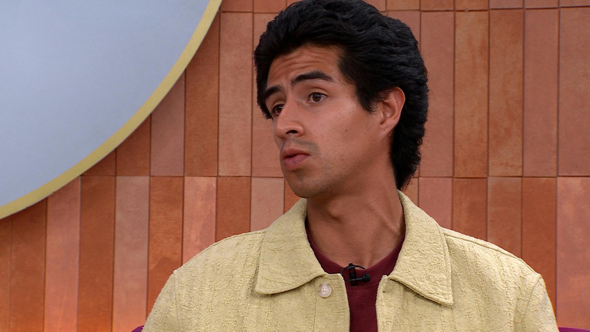 ¿Le vieron la cara? Uriel se enteró que su novia cobra por favores sexuales y ya no sabe si quiere seguir con ella