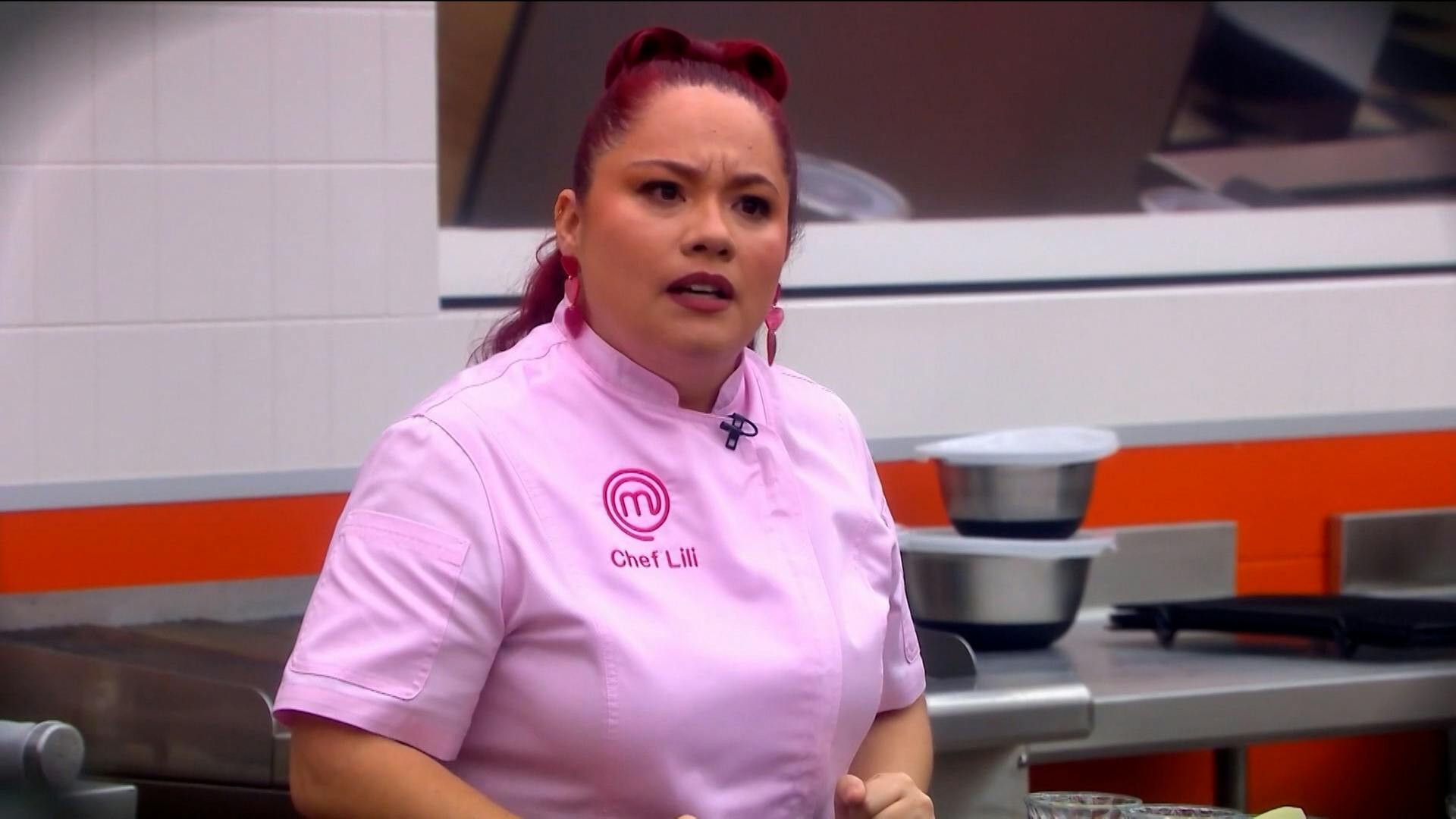 ¡La chef Lili tunde parejo a Lancer y a Michelle en MasterChef 24/7 y Flor Rubio lo celebra!
