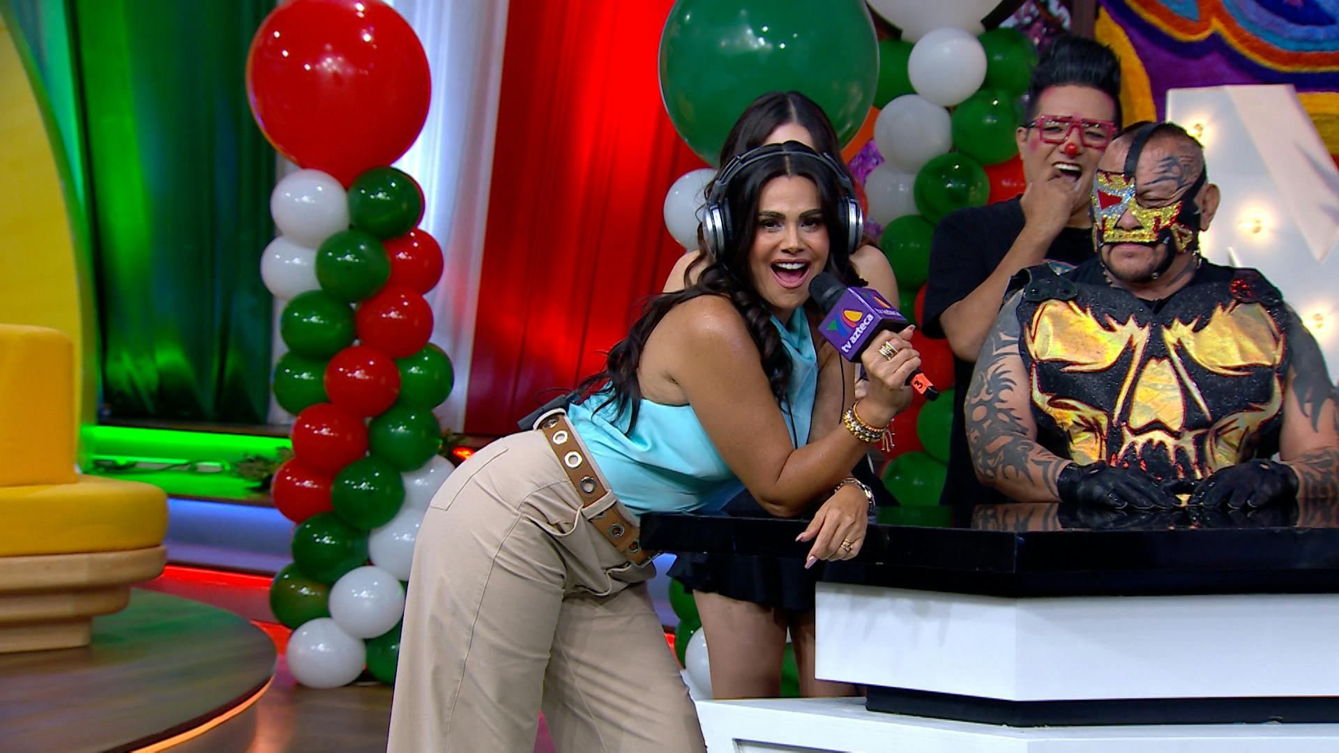 ¡Kristal y Luz Elena suben la temperatura con las narraciones más sexys del Mundial!