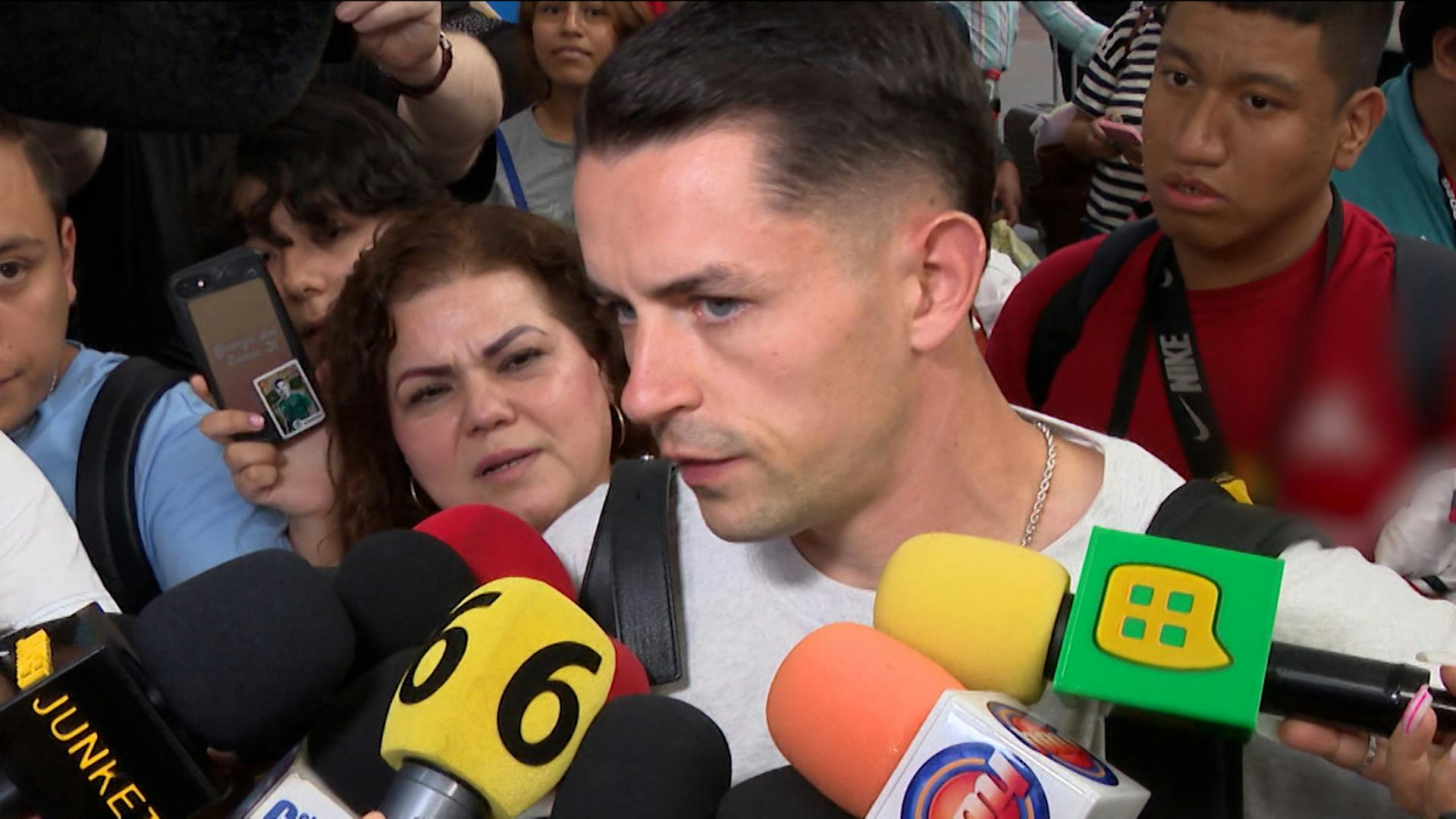 "¡No es normal a los 17 años!”, Álvaro Fidalgo elogia a Gilberto Mora