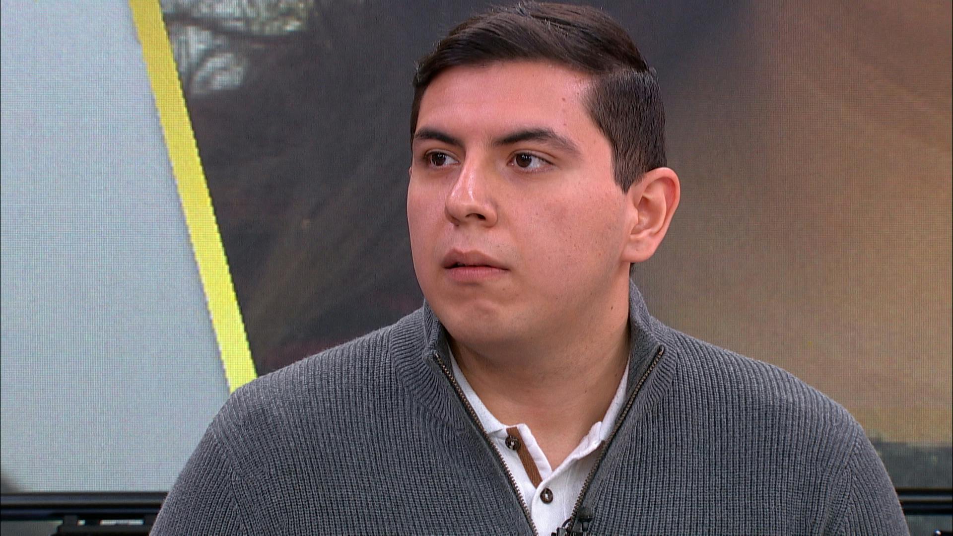 Como Alonso y su esposa no pueden tener hijos, ella quiere quedarse con su sobrino