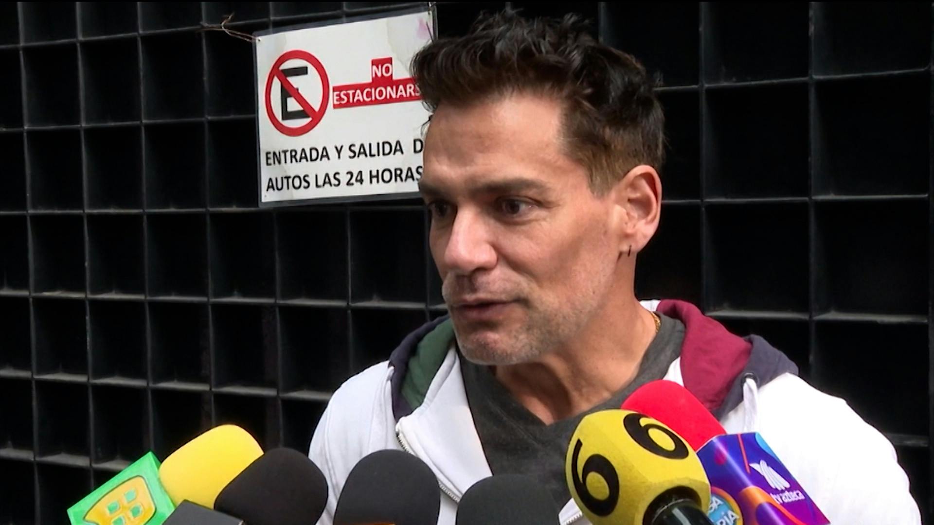 Christian de la Fuente encara al presunto ladrón de su motocicleta y lanza contundente advertencia