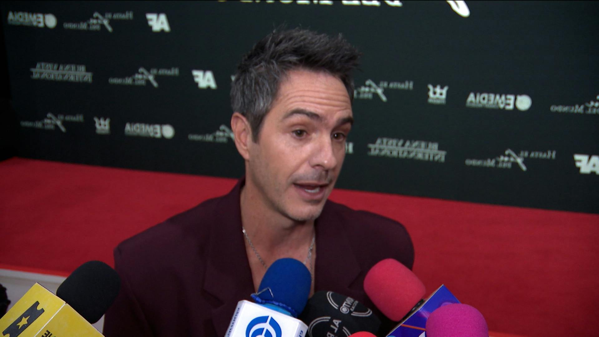 "¡Nos interesa mucho el vínculo!”, Mauricio Ochmann reveló cómo logró llevarse bien con Aislinn Derbez tras separarse